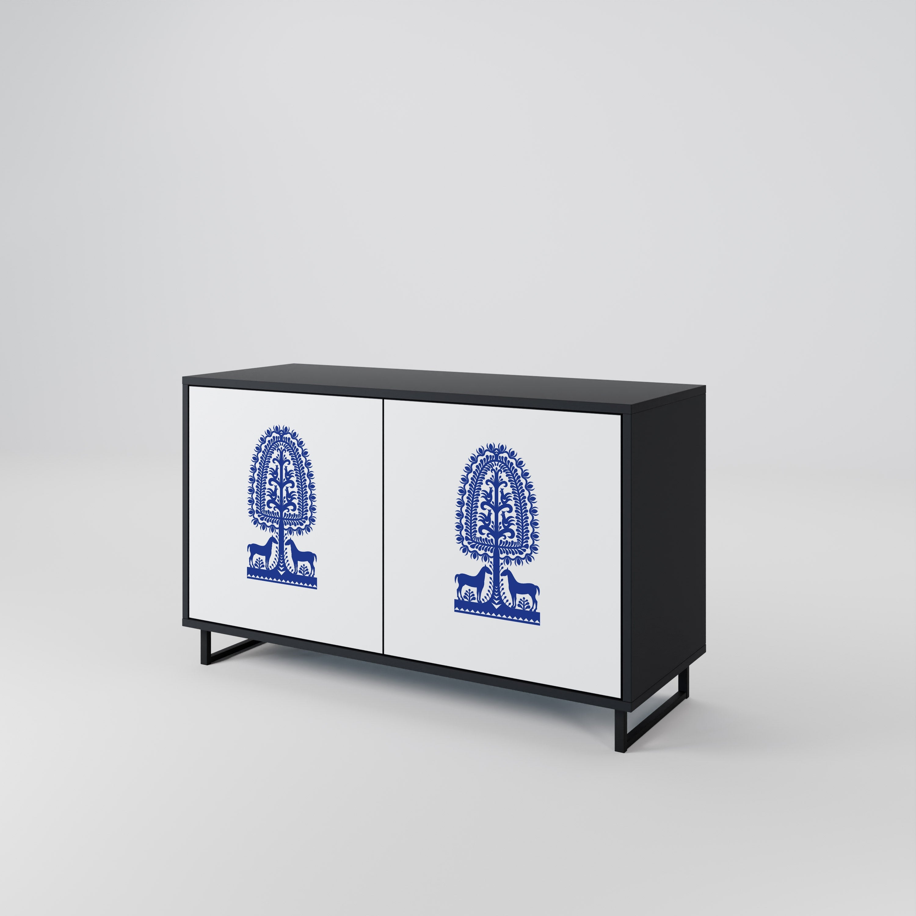 Buffet 2 portes en finition noire, style art populaire polonais
