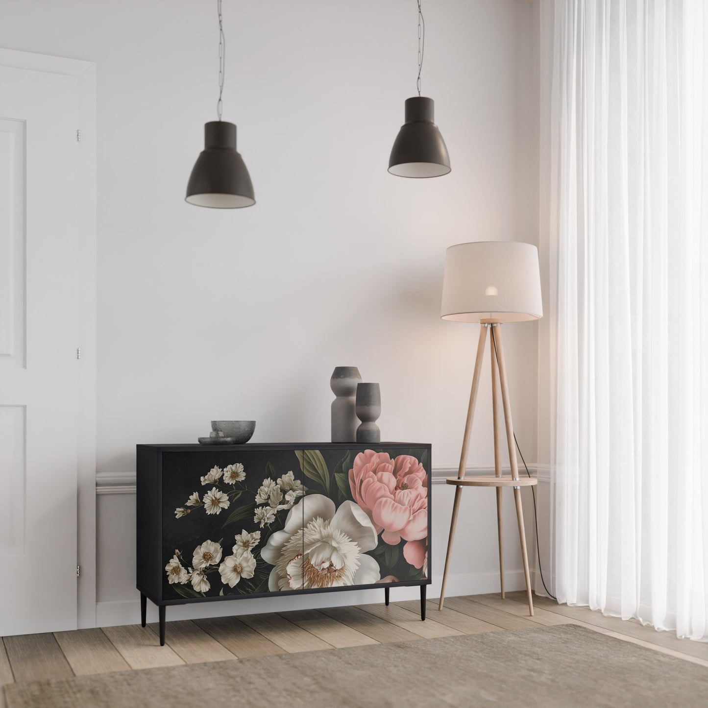 LUSH ELEGANCE 2-Door Sideboard