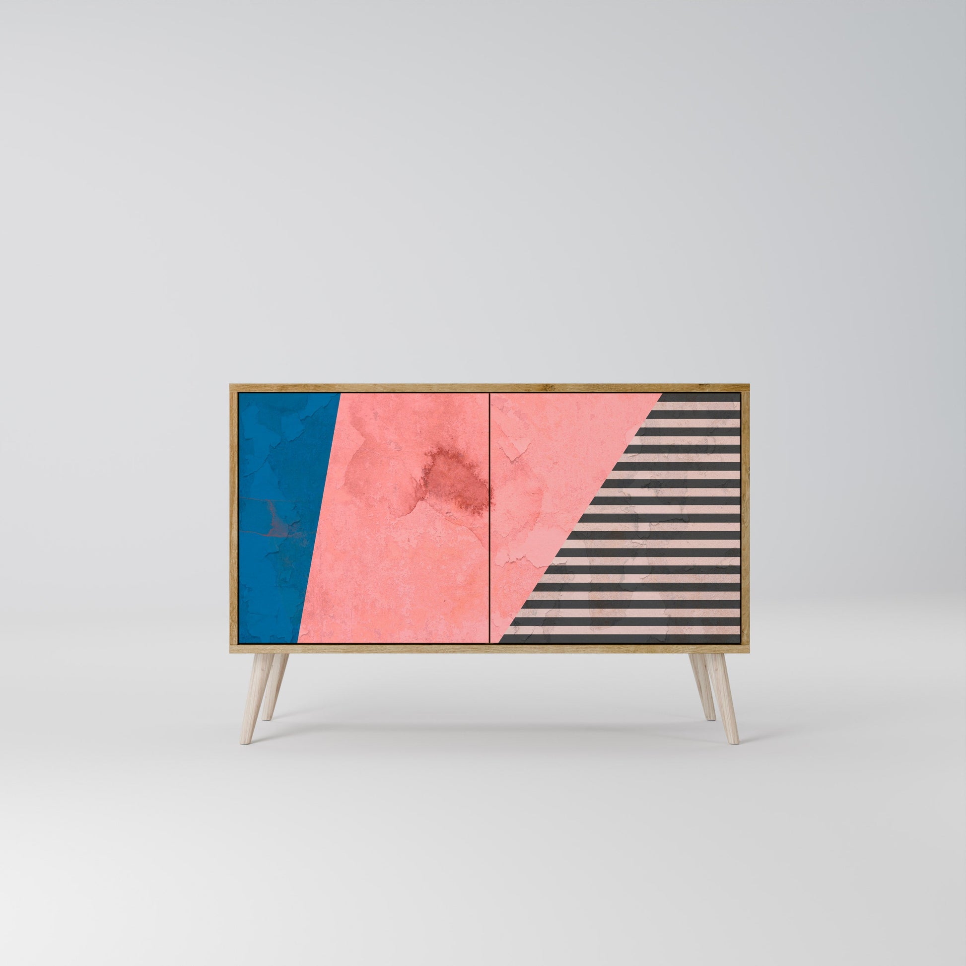 GLAMOROUS STRIPE 2-Door Sideboard in Oak Effect