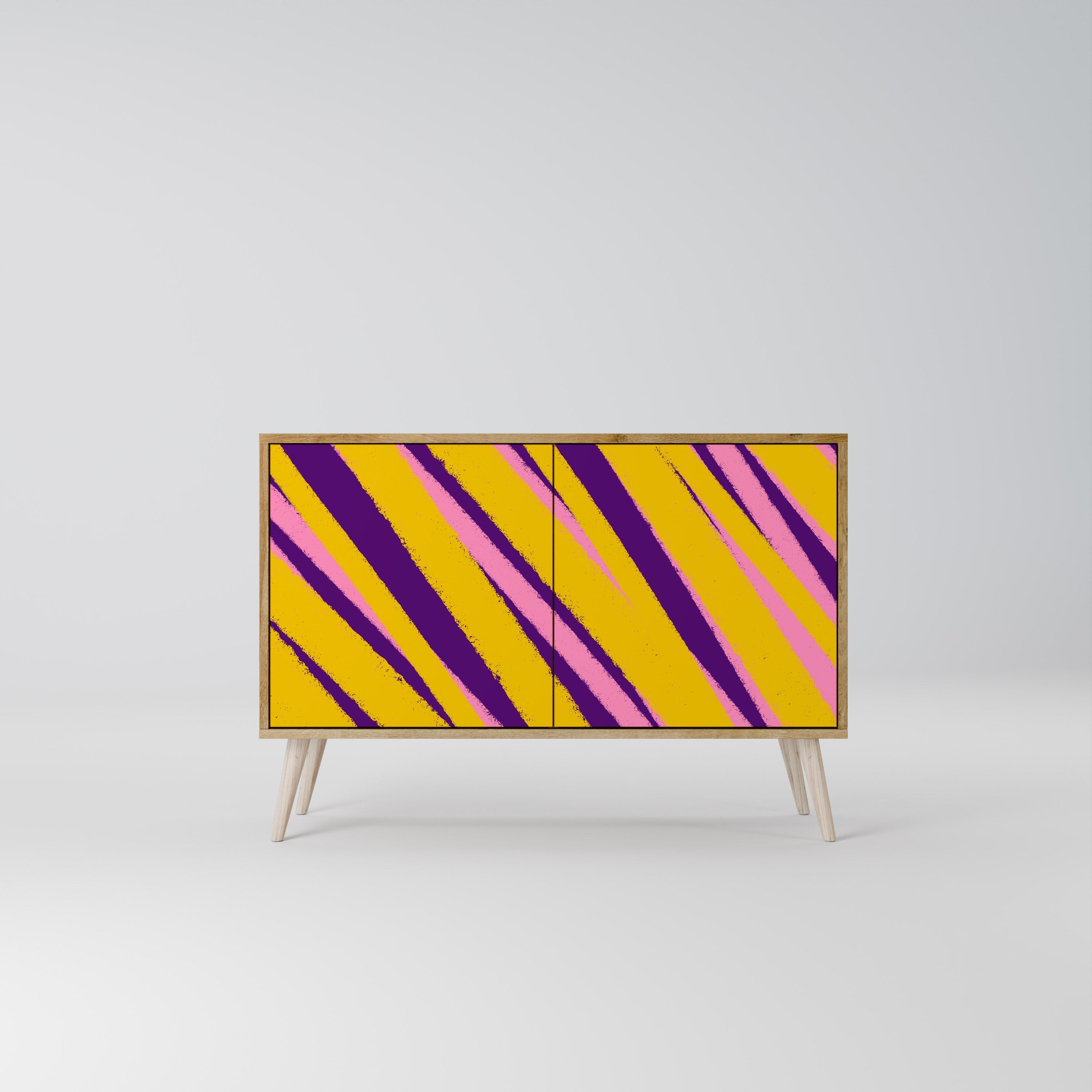 DREAMS COME TRUE 2-Door Sideboard in Oak Effect