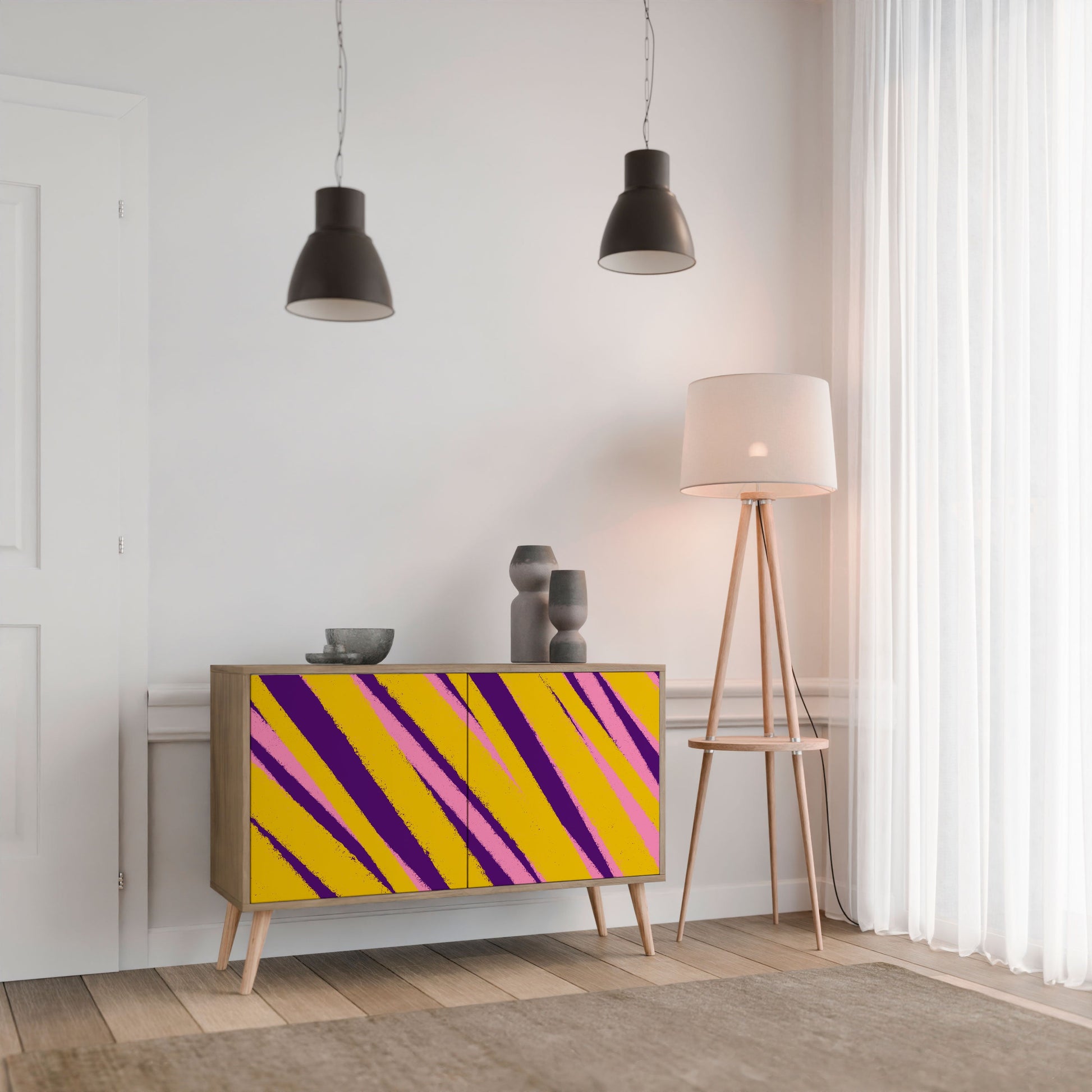 DREAMS COME TRUE 2-Door Sideboard in Oak Effect