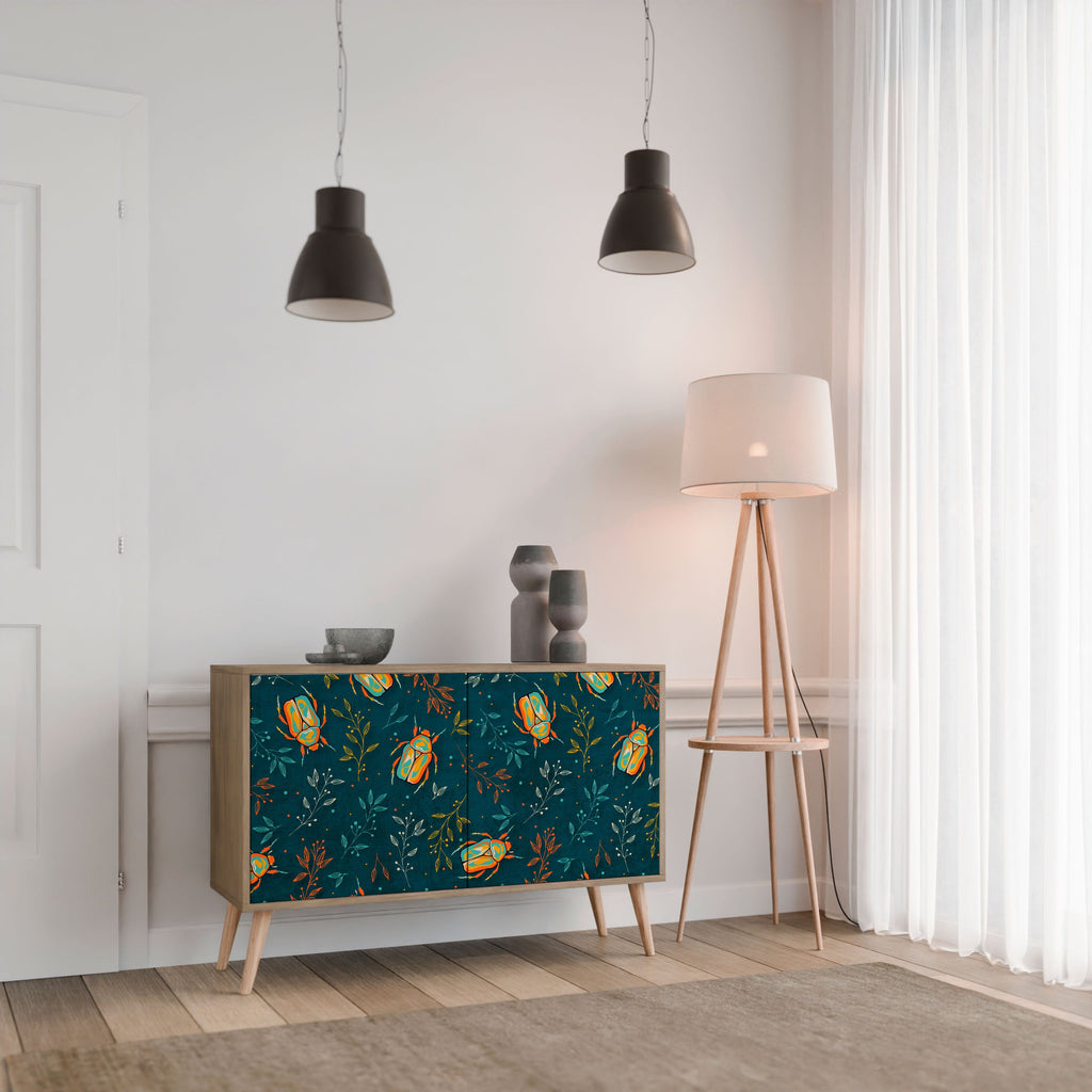AUTUMN INSECTS 2-Door Sideboard in Oak Effect