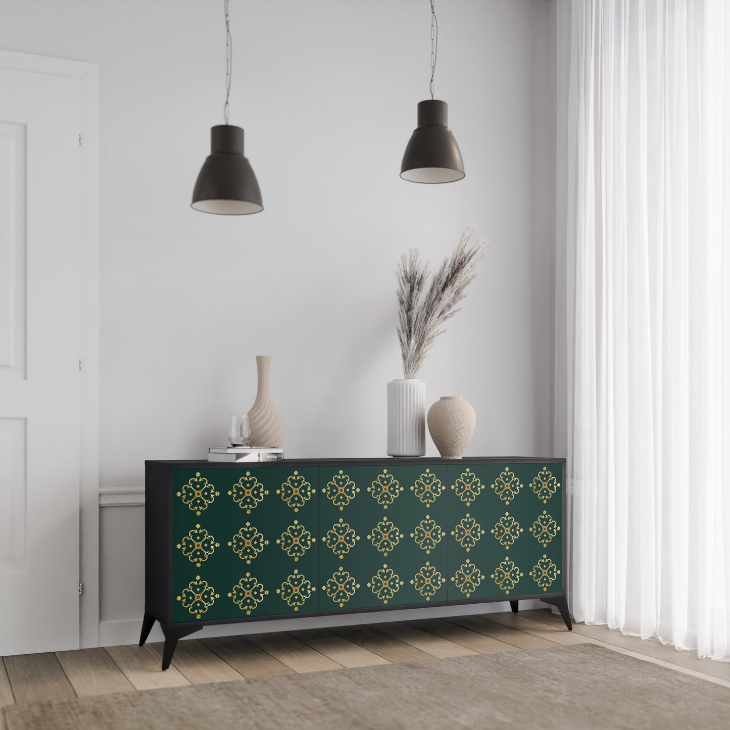 ROYAL MEDALLION 3-Door Sideboard