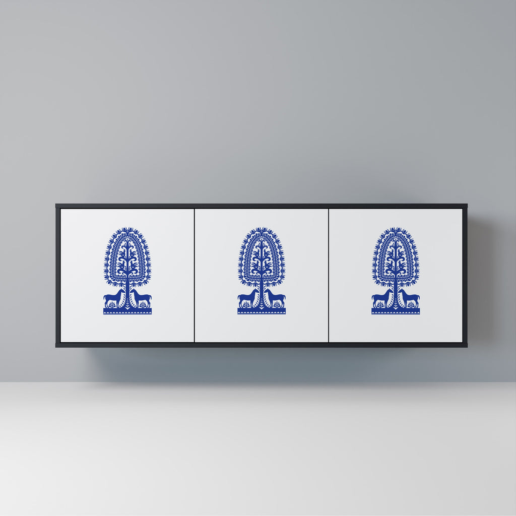 Buffet 3 portes en finition noire, style art populaire polonais