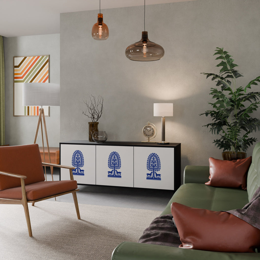 Buffet 3 portes en finition noire, style art populaire polonais