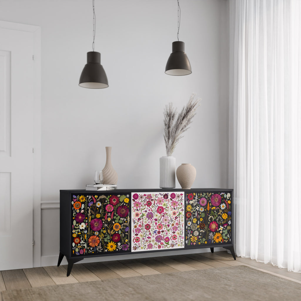 DAYNITE GARDEN 3-Door Sideboard