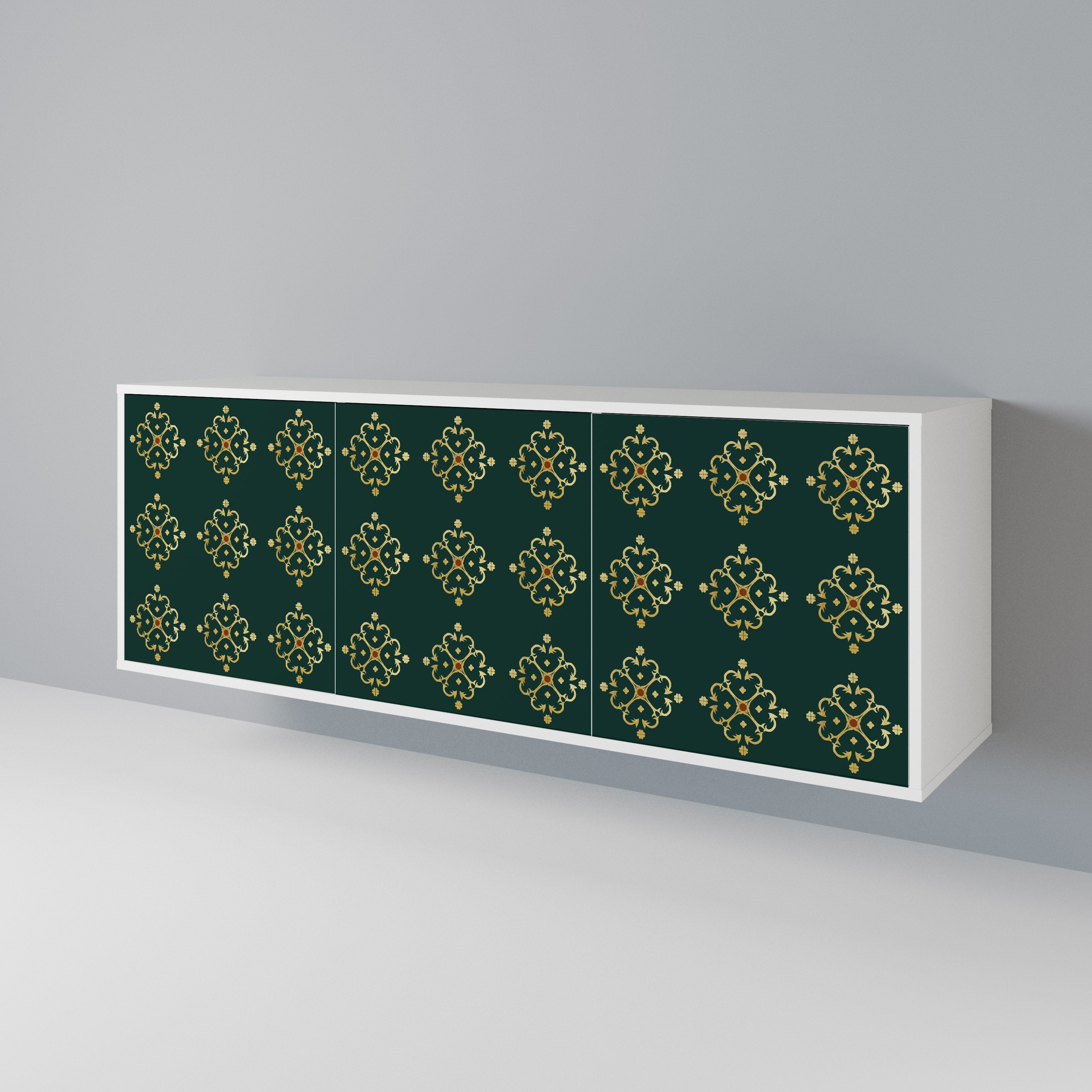 ROYAL MEDALLION 3-Door Sideboard