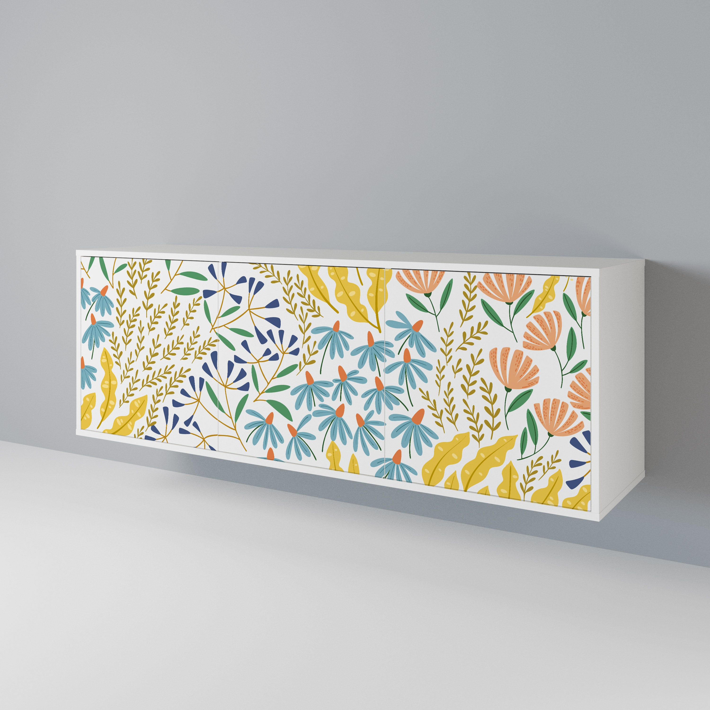HELLO SPRING 3-Door Sideboard