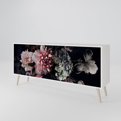 PURE BLOSSOM 3-Door Sideboard
