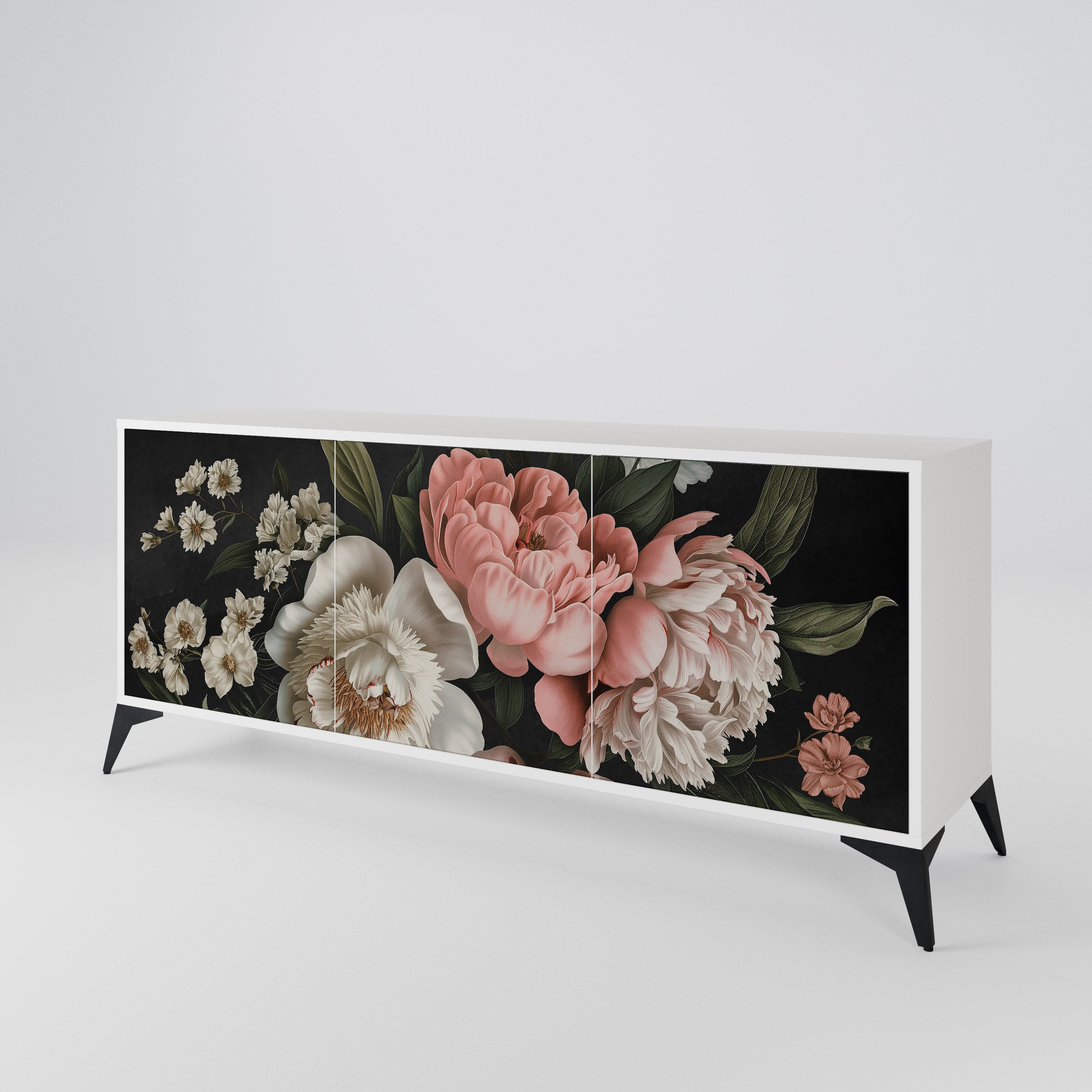 LUSH ELEGANCE 3-Door Sideboard