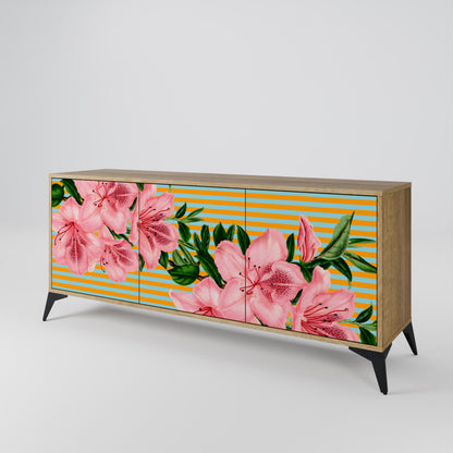 FRAGILE BEAUTY 3-Door Sideboard