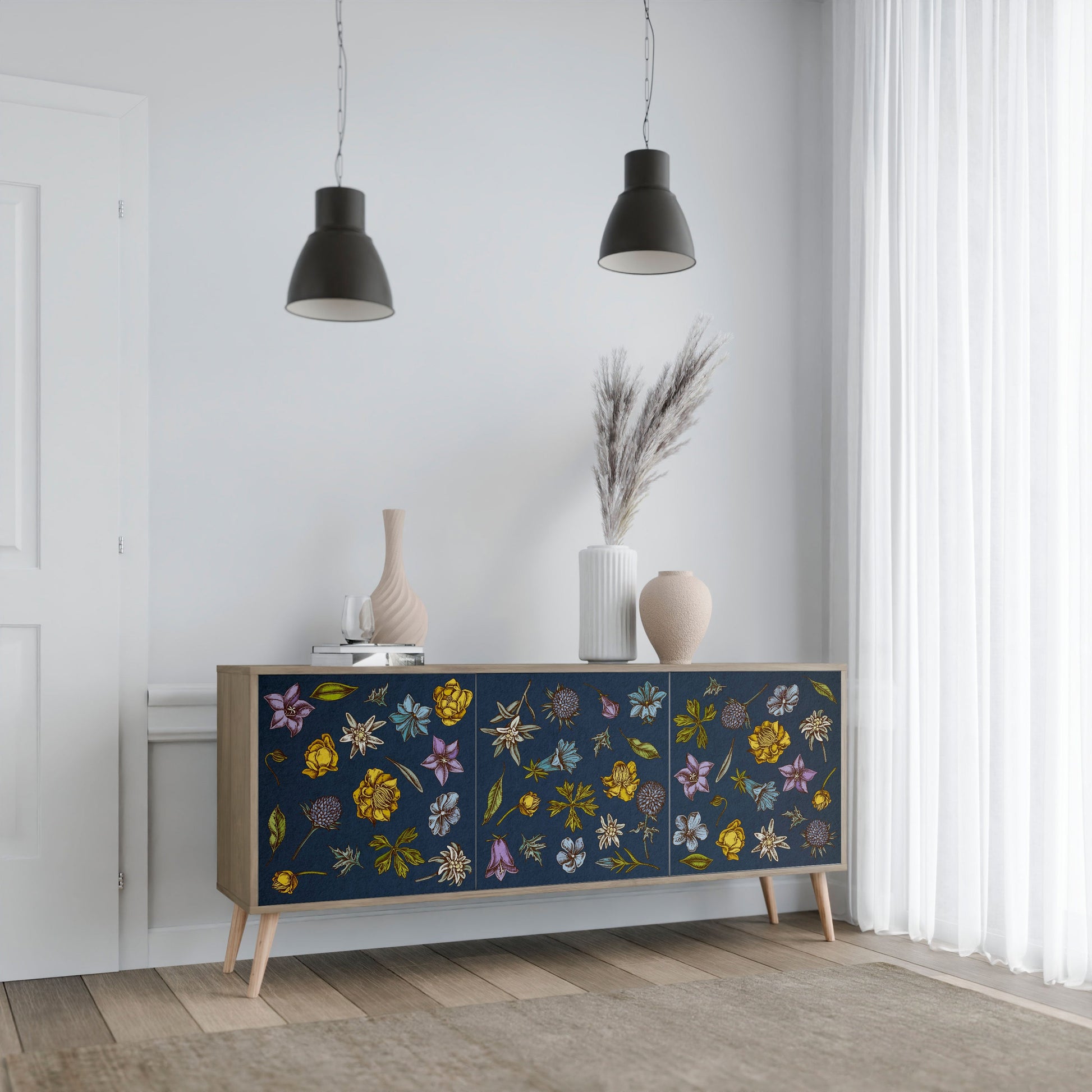 Buffet 3 portes effet chêne, motif fleurs sur fond bleu marine