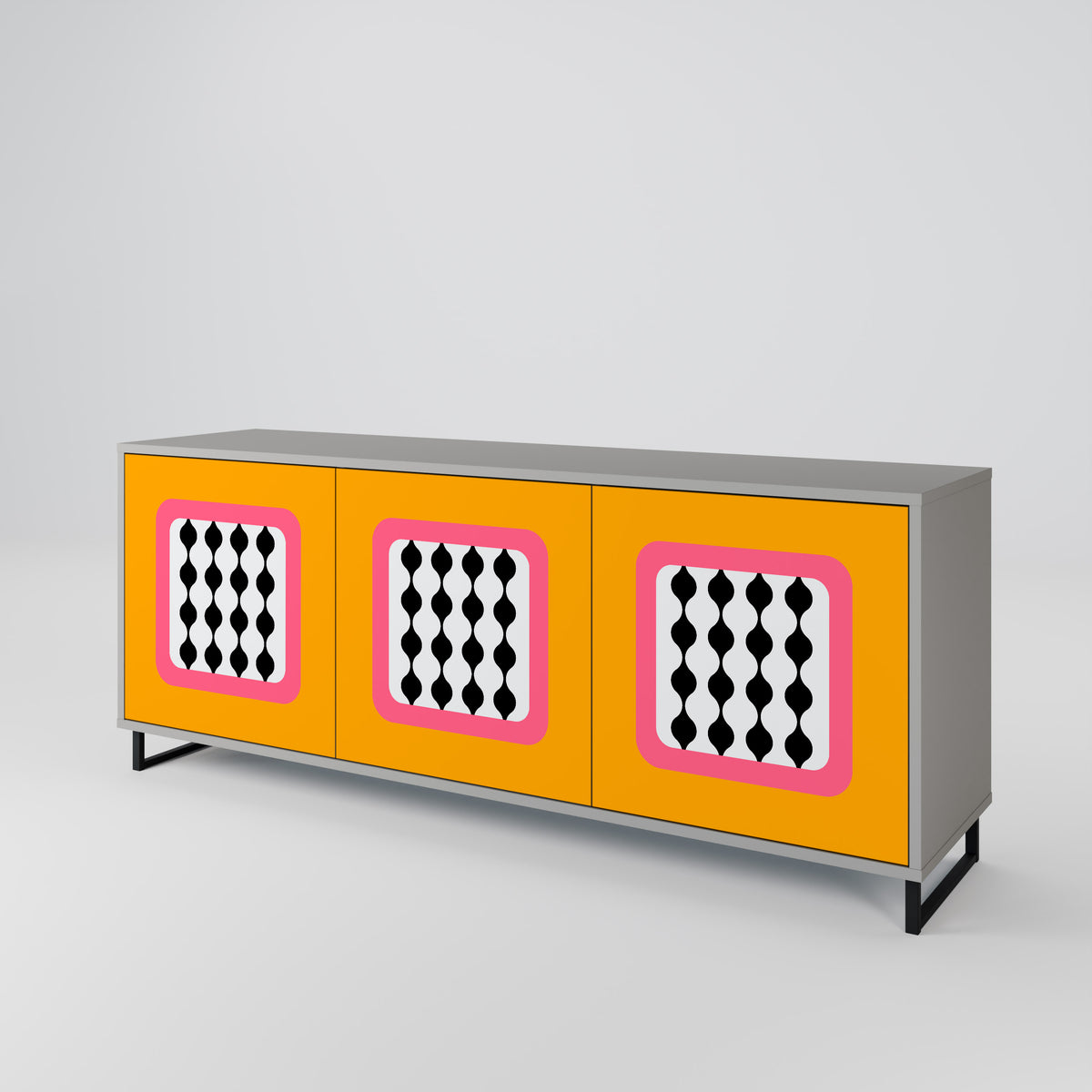TEARS IN HEAVEN 3-Door Sideboard