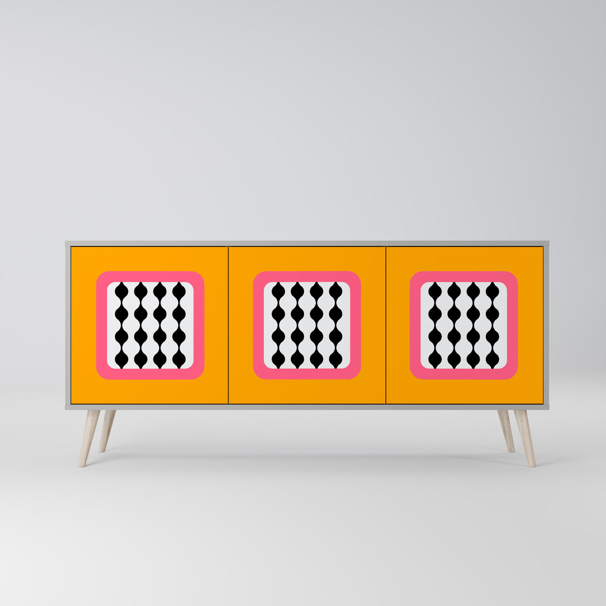 TEARS IN HEAVEN 3-Door Sideboard