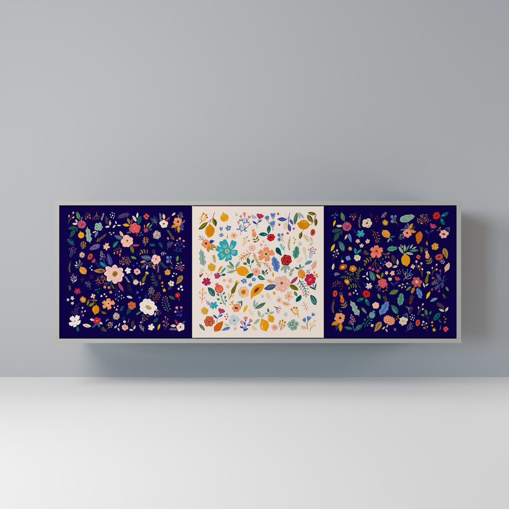 Buffet 3 portes à combinaison florale, finition grise