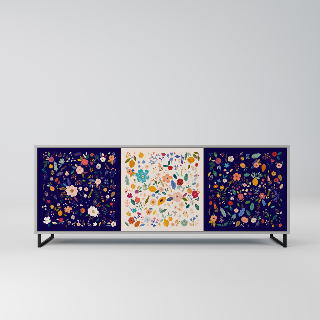 Buffet 3 portes à combinaison florale, finition grise