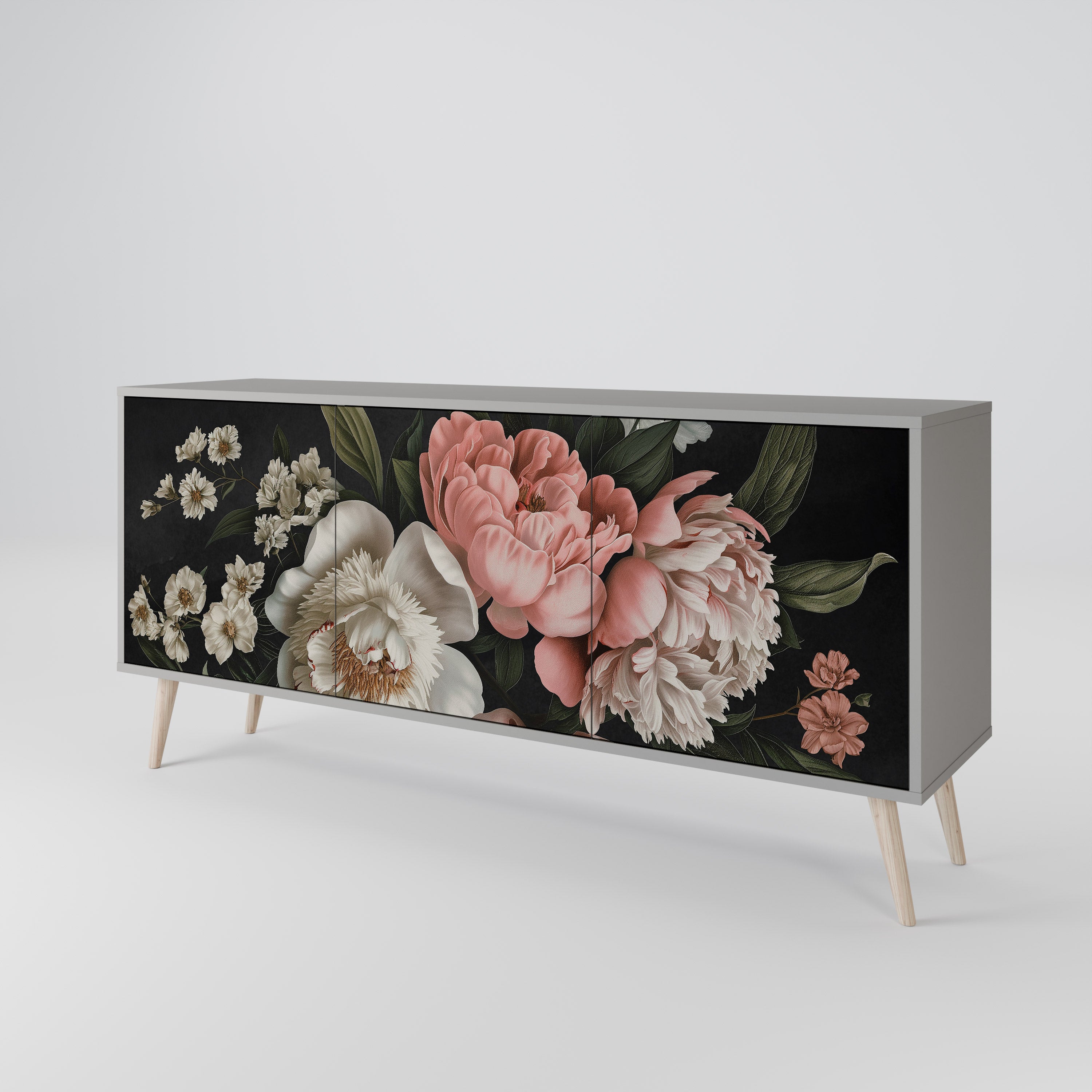 LUSH ELEGANCE 3-Door Sideboard