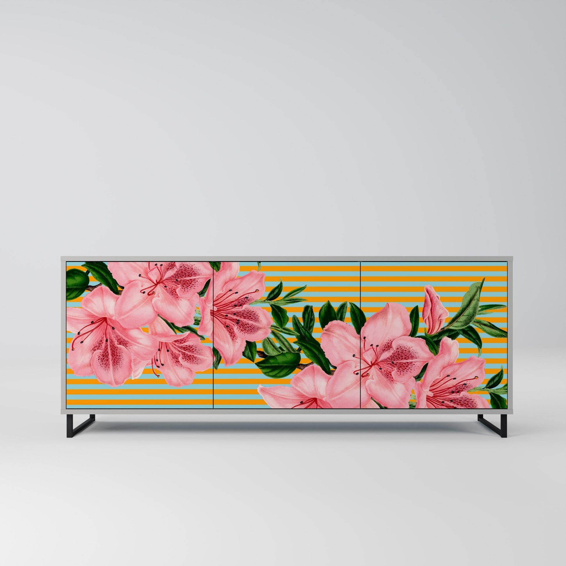 FRAGILE BEAUTY 3-Door Sideboard in Grey Finish