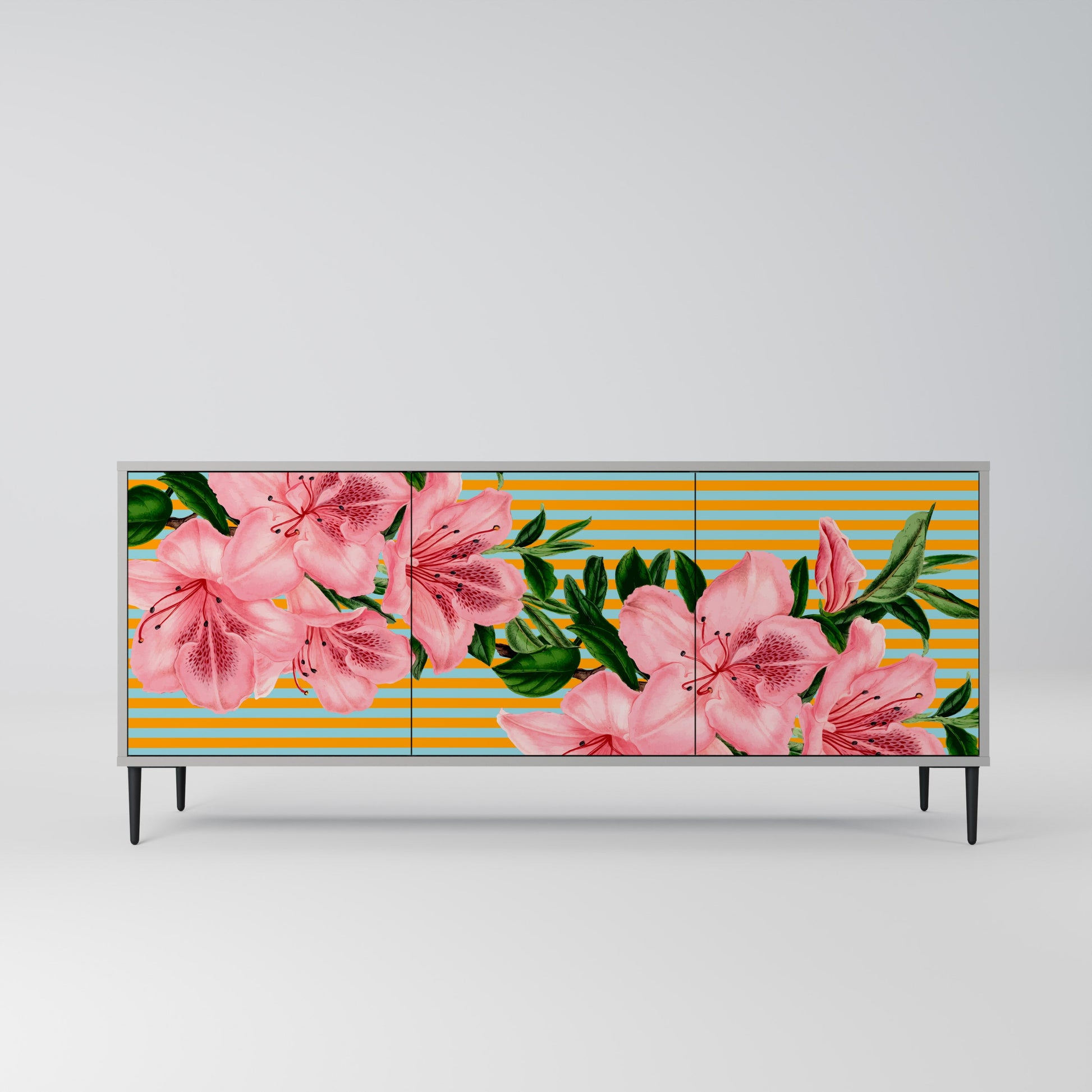 FRAGILE BEAUTY 3-Door Sideboard in Grey Finish