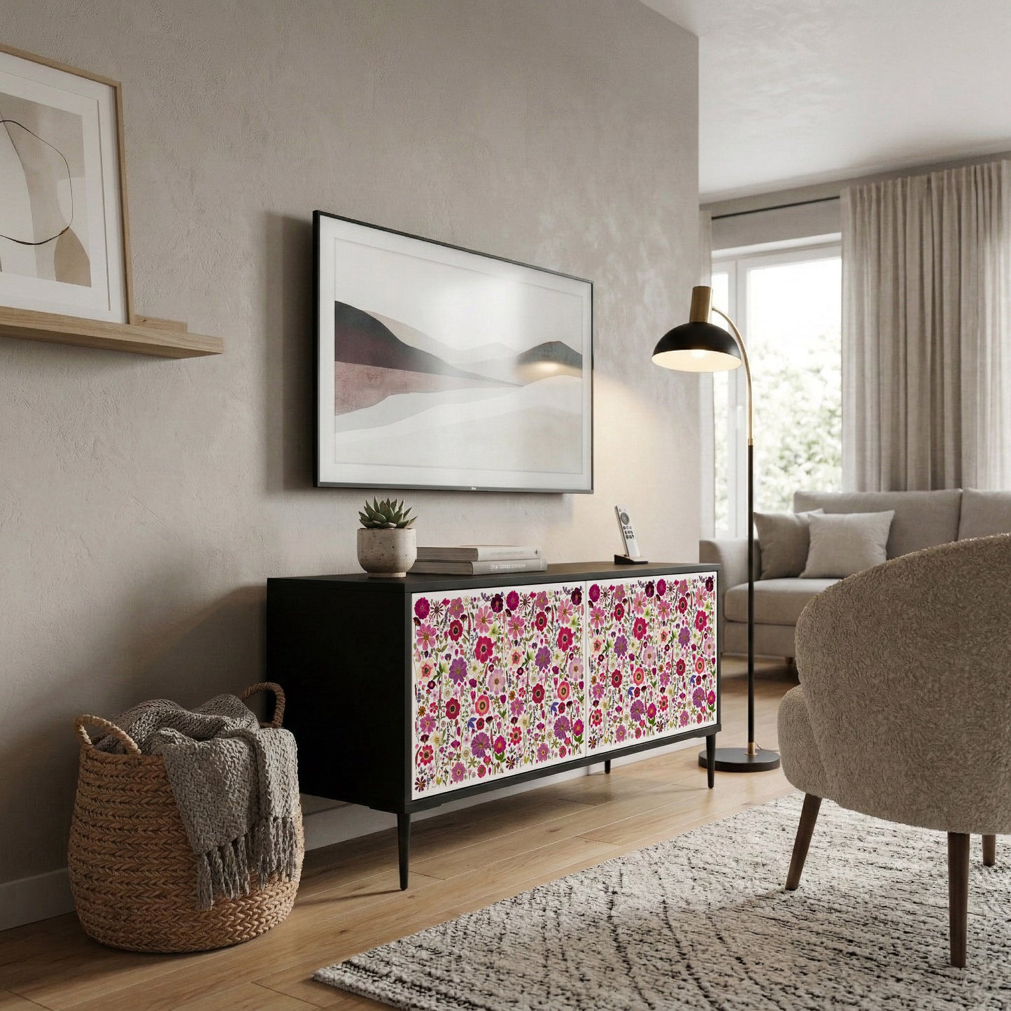 PETAL GARDEN Compact 2-Door TV Cabinet