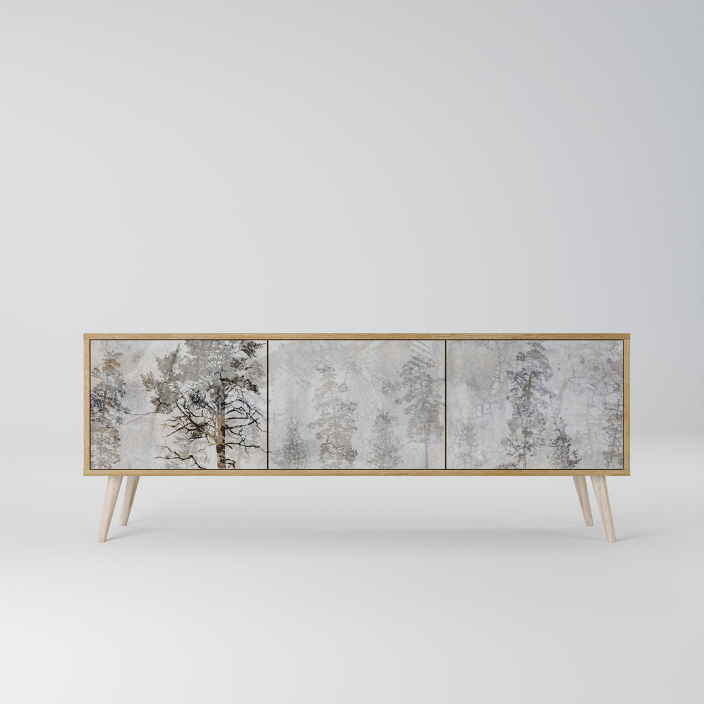 FADE IN THE TREES 3-Door TV Stand in Oak Effect