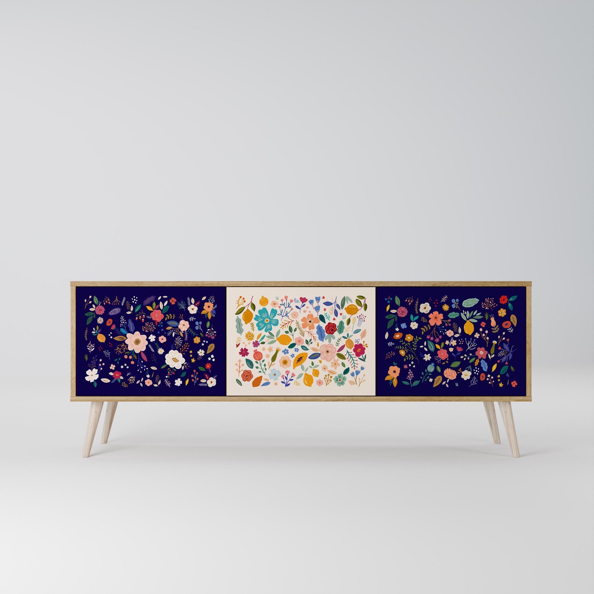 FLORAL COMBINATION 3-Door TV Stand in Oak Effect