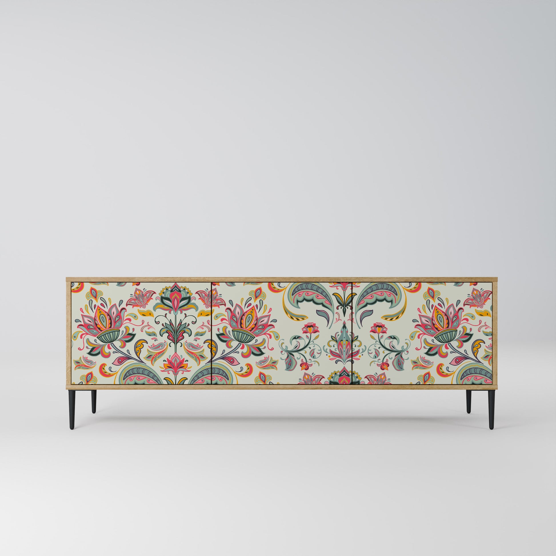 ORGANIC FOLKLORE 3-Door TV Stand in Oak Effect