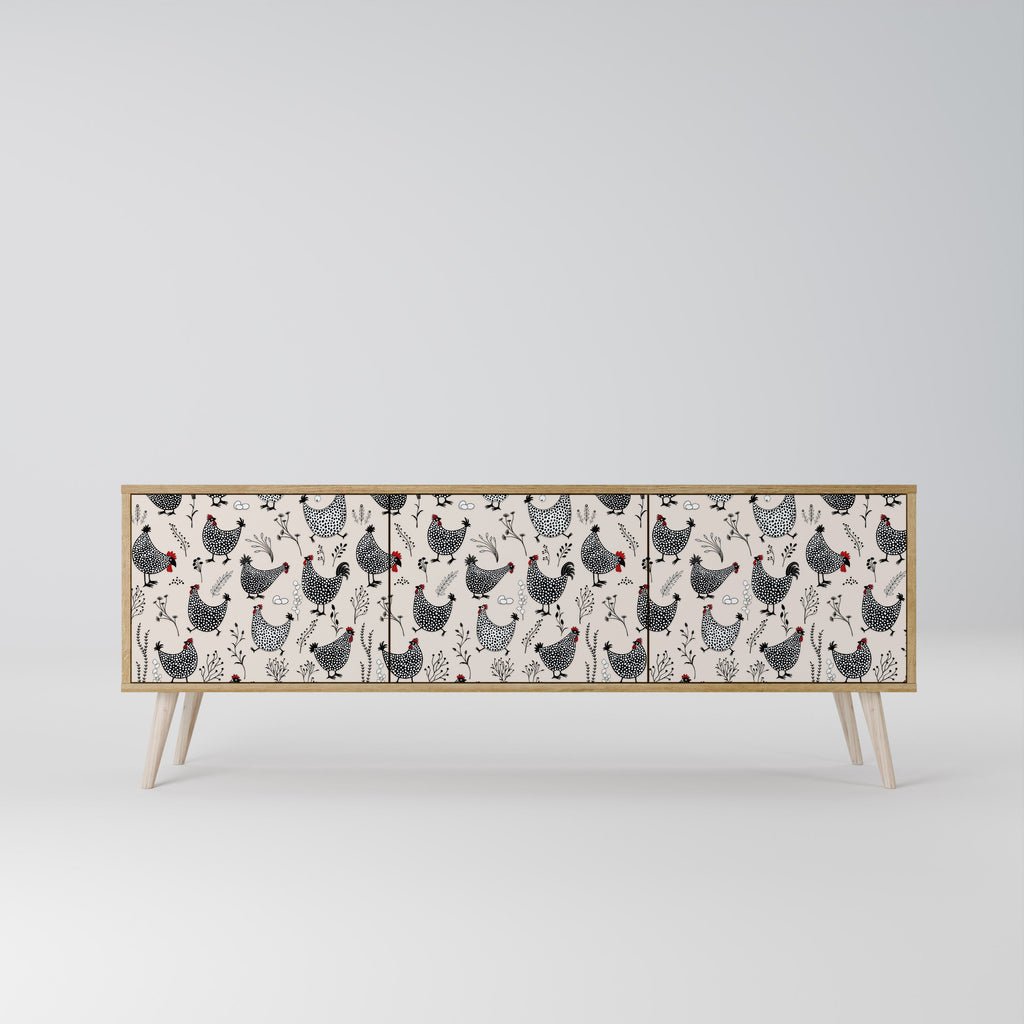 HAPPY HENS 3-Door TV Stand in Oak Effect