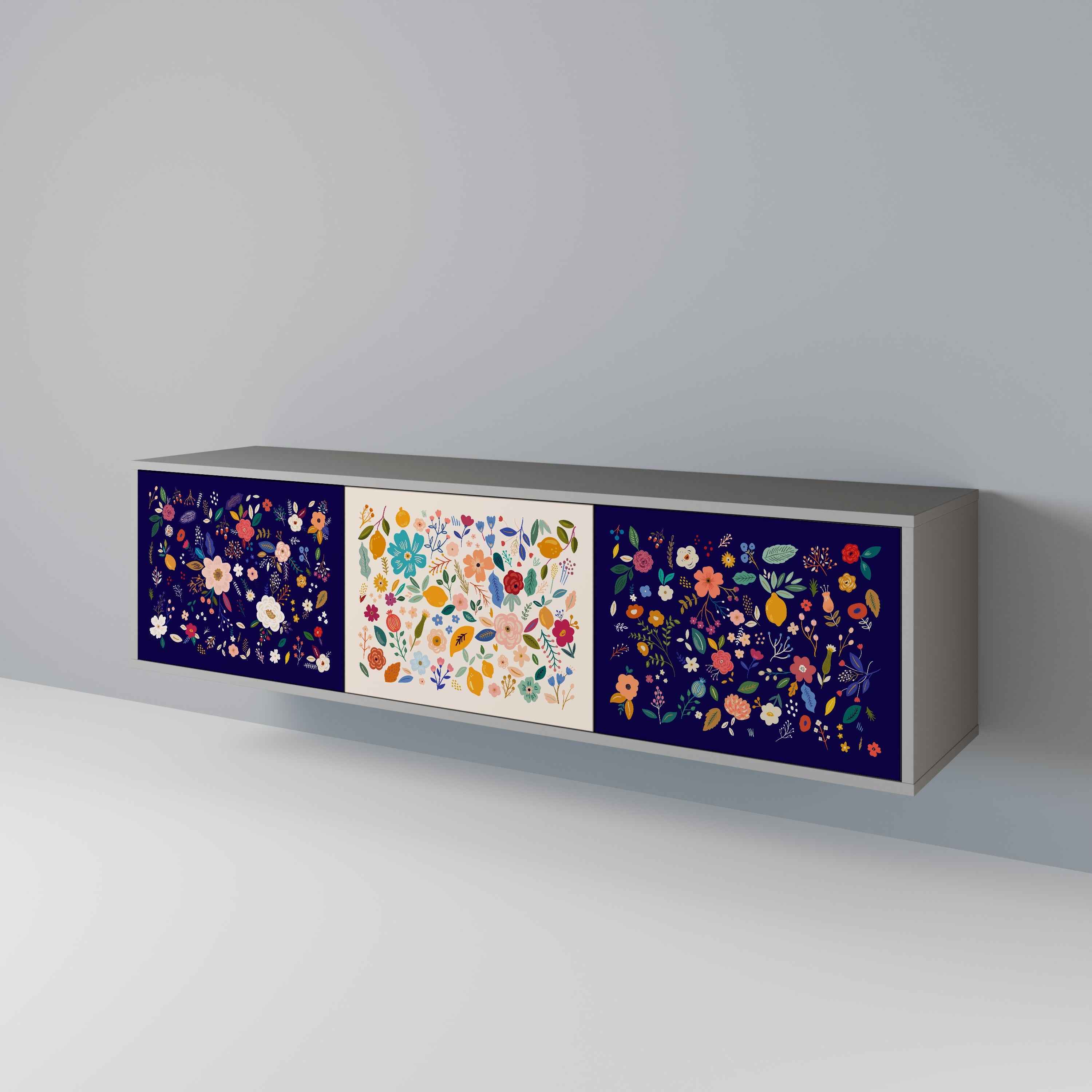 Meuble TV 3 portes FLORAL COMBINATION, finition grise