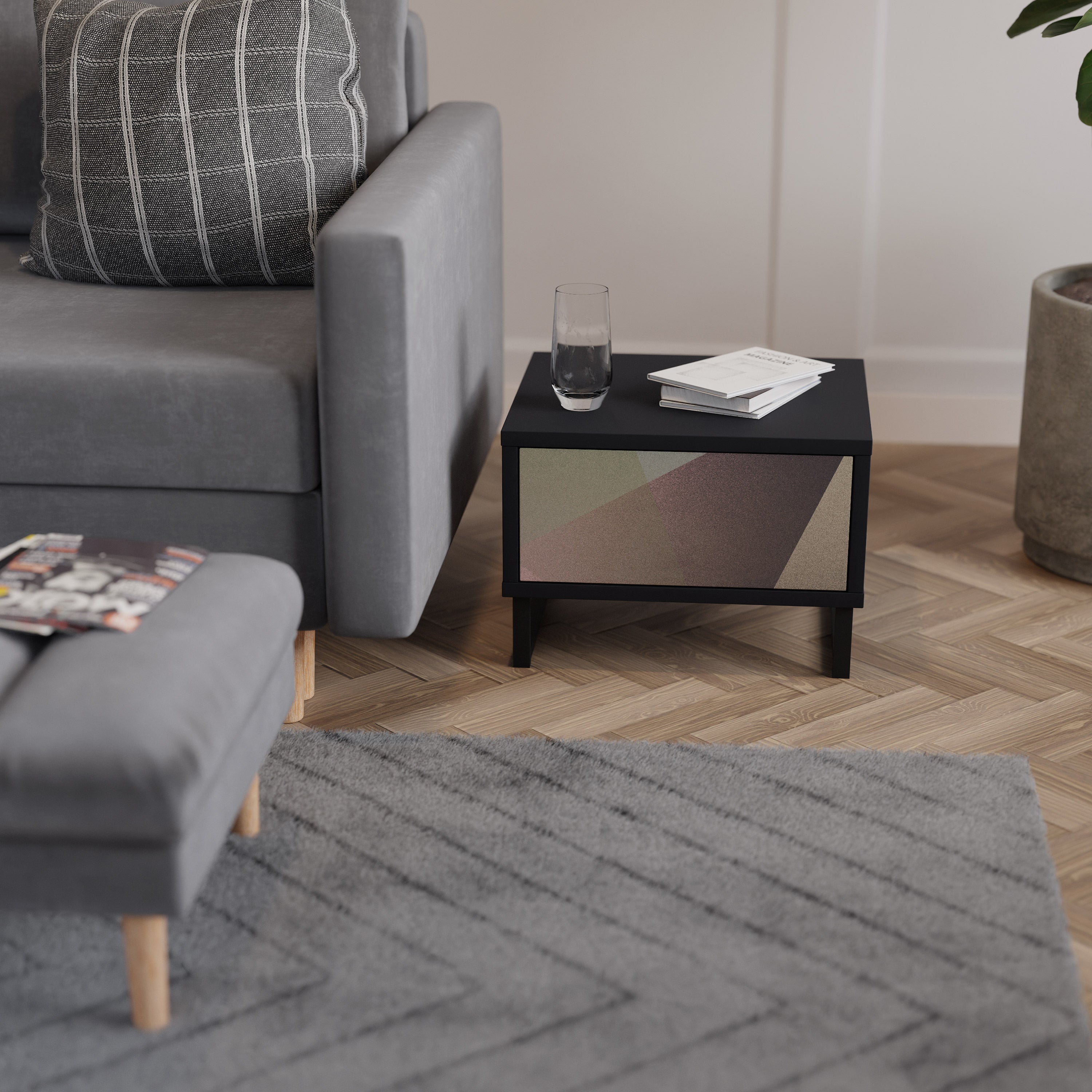 BEIGE GEOMETRY Nightstand in Black Finish