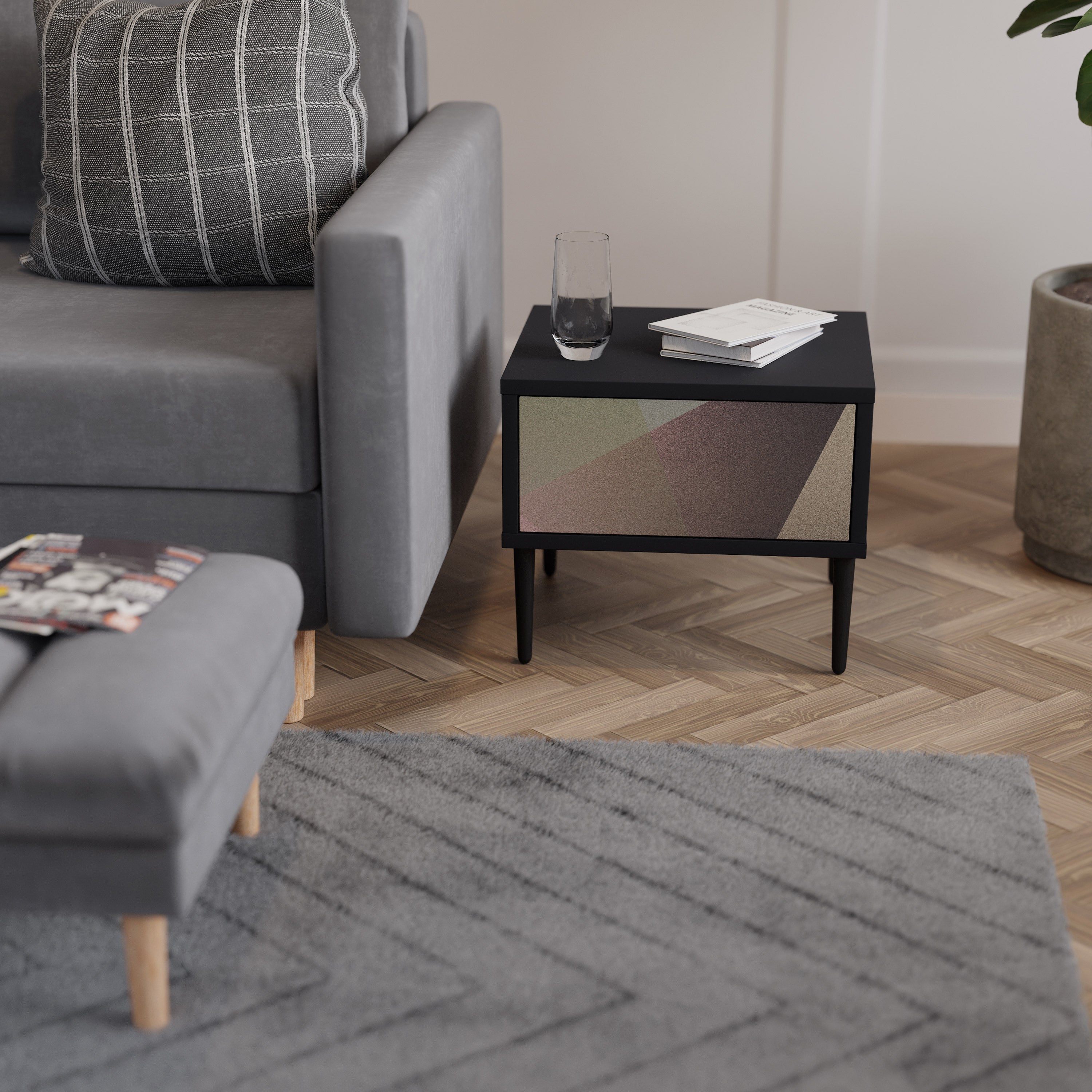 BEIGE GEOMETRY Nightstand in Black Finish