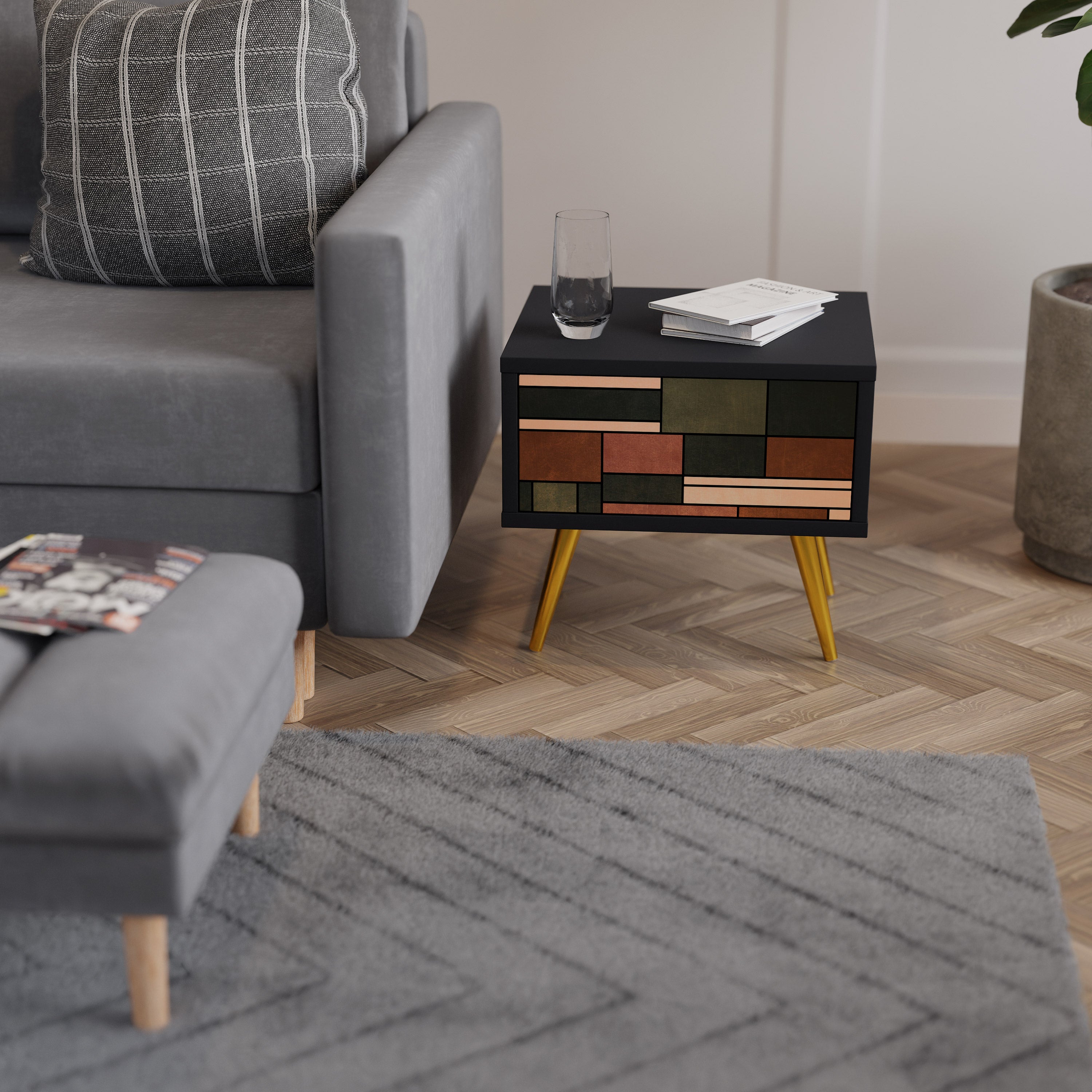 FIGURES OF NATURE Nightstand in Black Finish