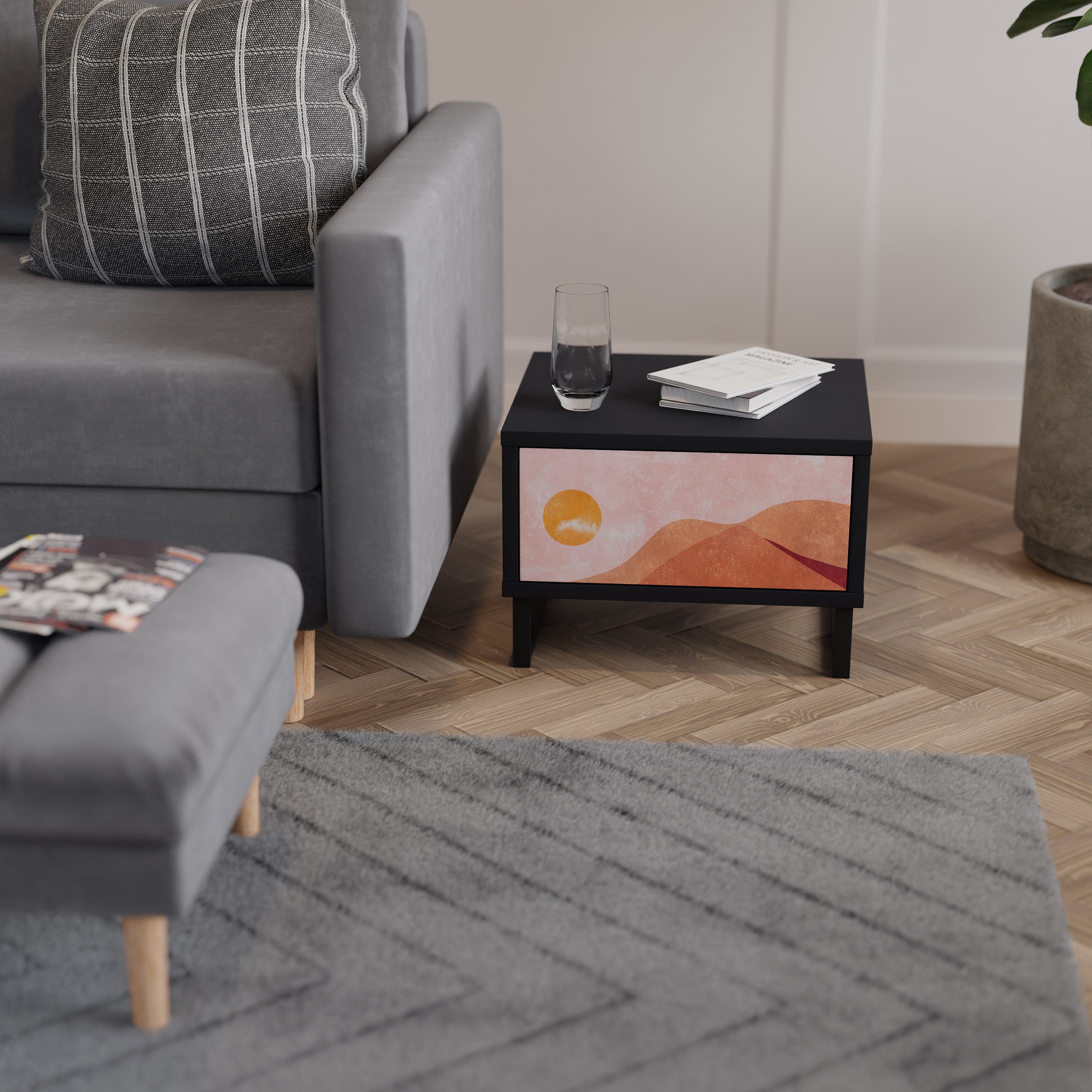 LUMINOUS SUNLIGHT Nightstand in Black Finish