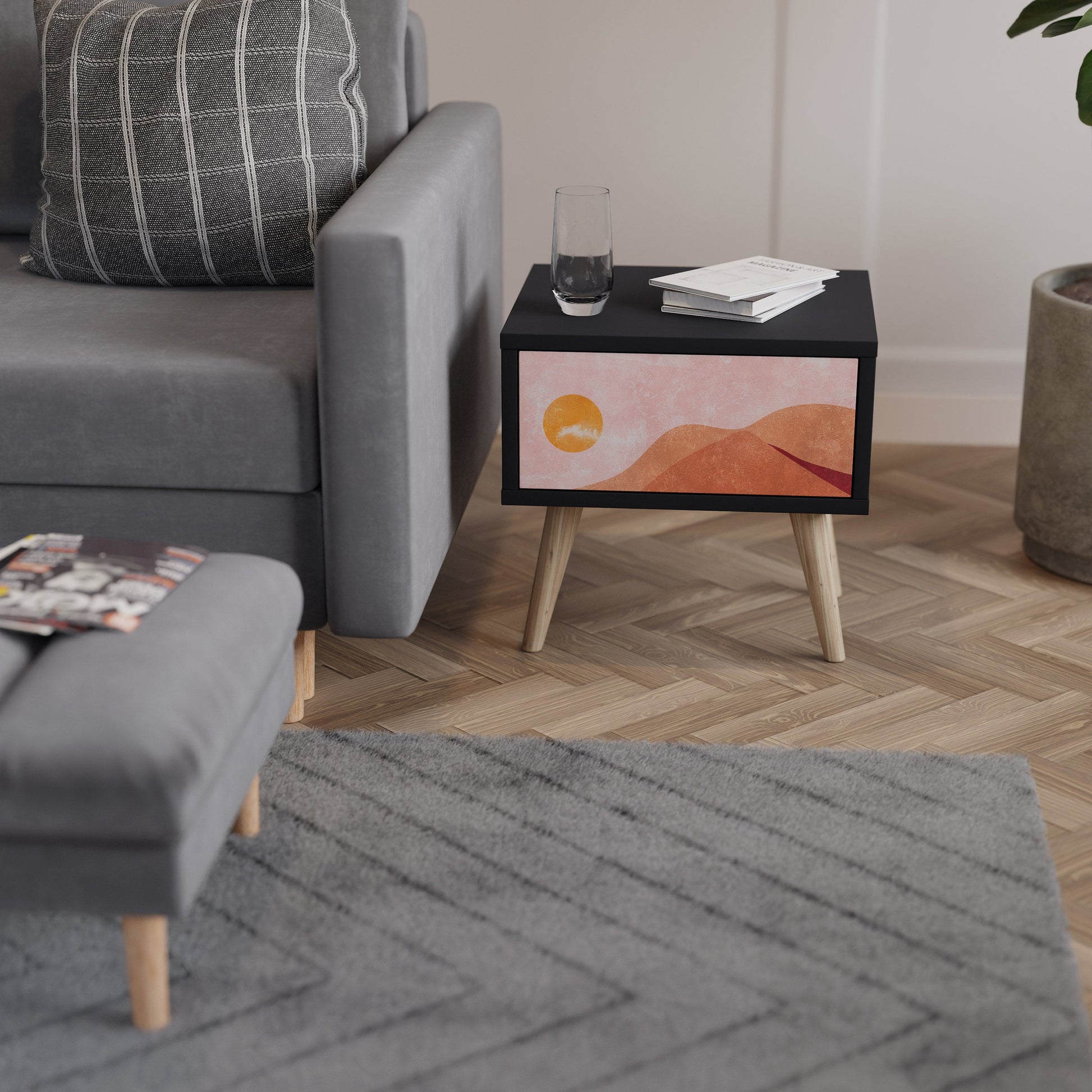 Table de chevet LUMINOUS SUNLIGHT en finition noire