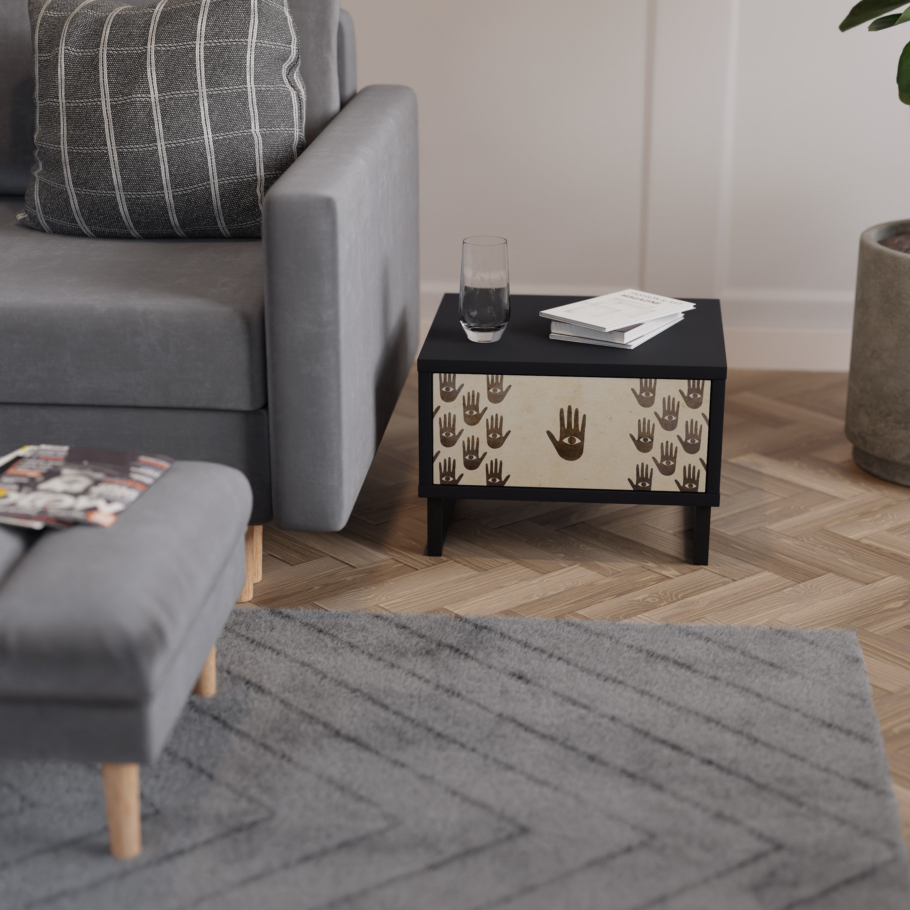 VOIR PLUS Table de chevet en finition noire