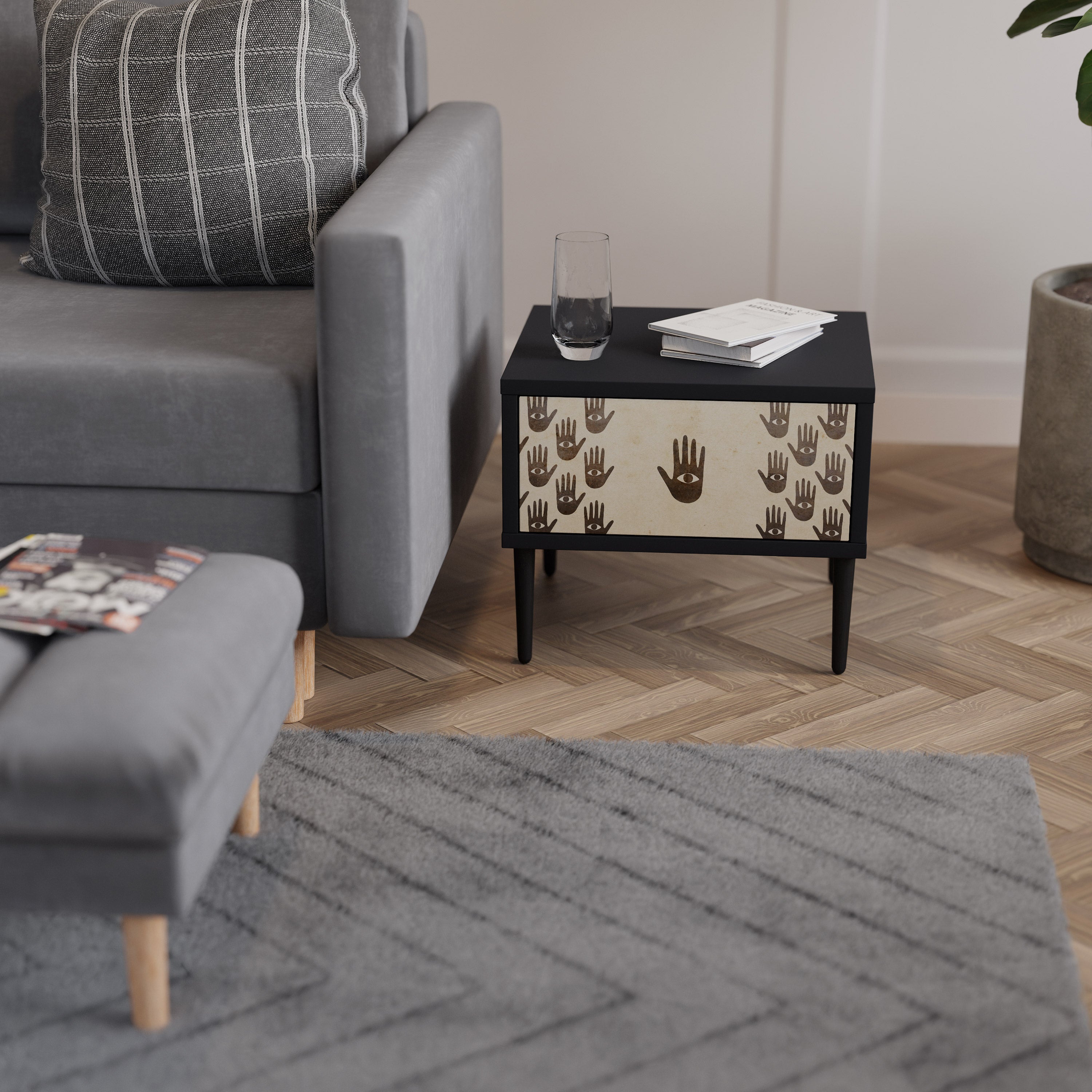 VOIR PLUS Table de chevet en finition noire