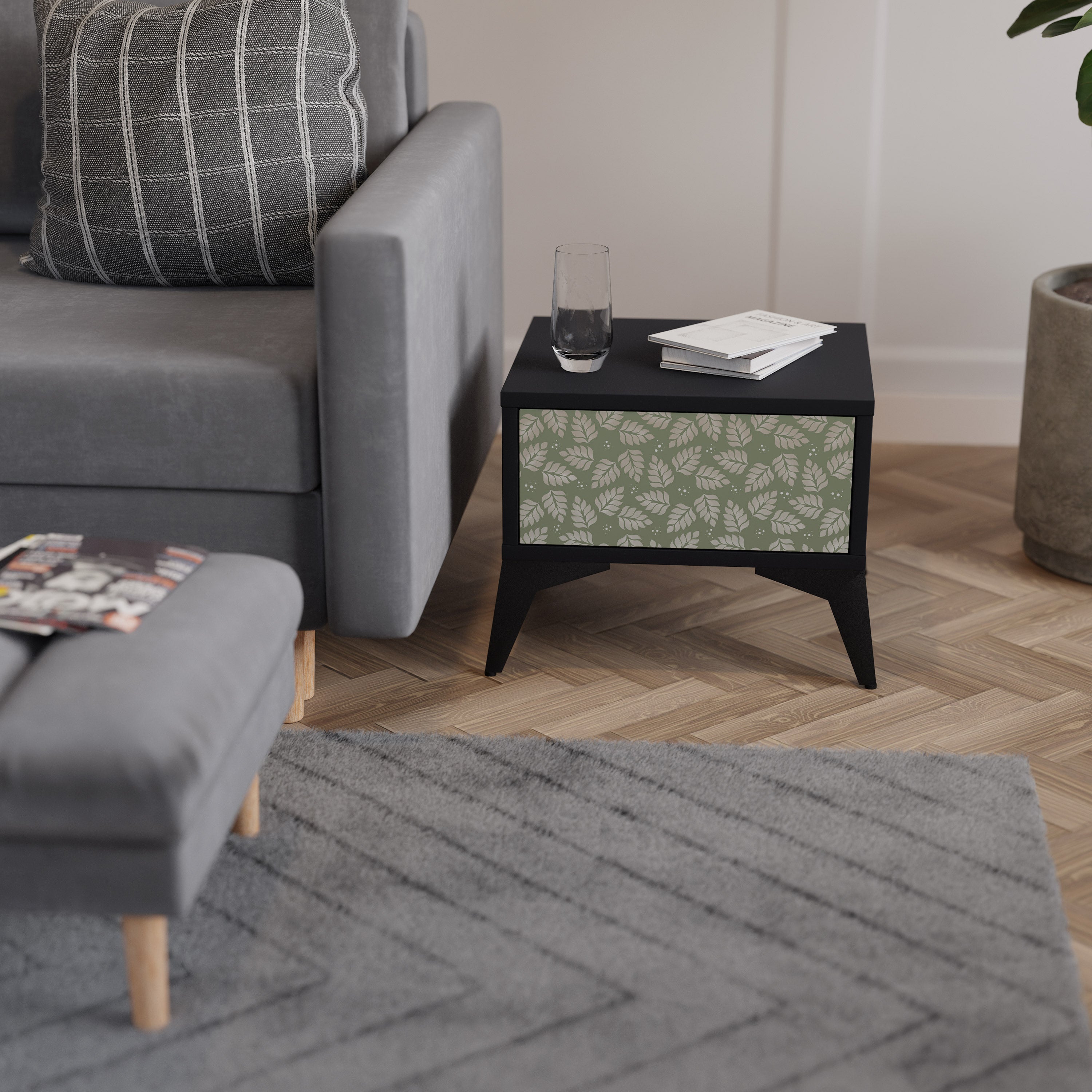 Table de chevet LEAVES ON GREEN en finition noire