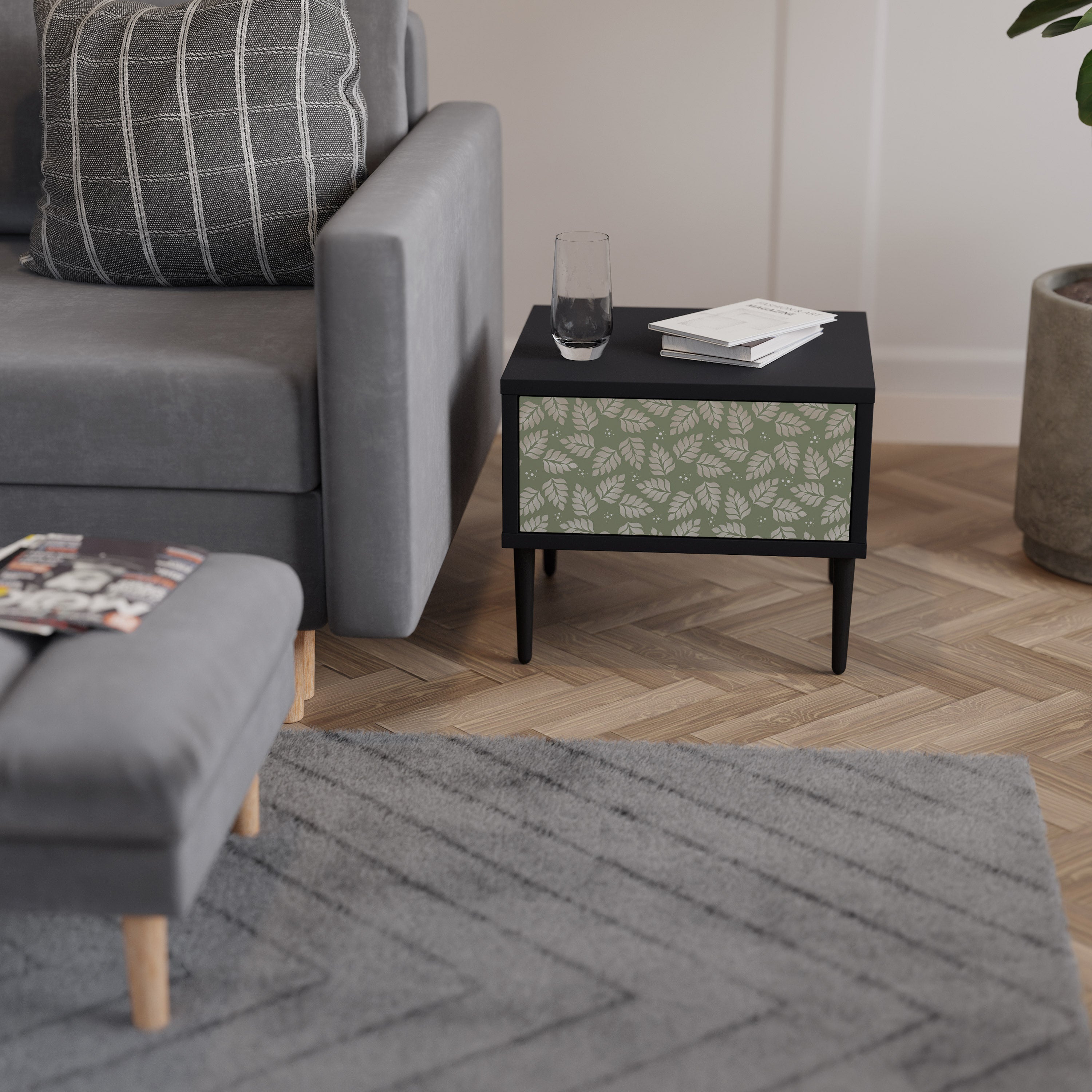 Table de chevet LEAVES ON GREEN en finition noire