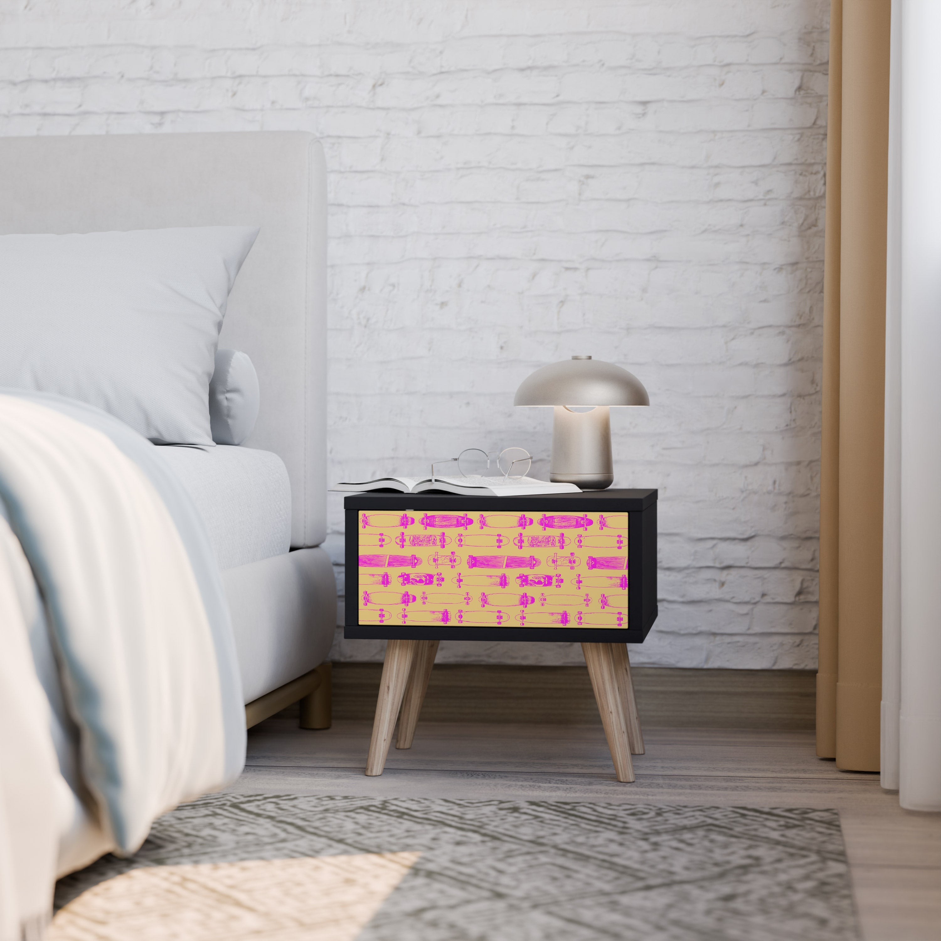 Table de chevet SKATEBOARD ARTISTRY en finition noire