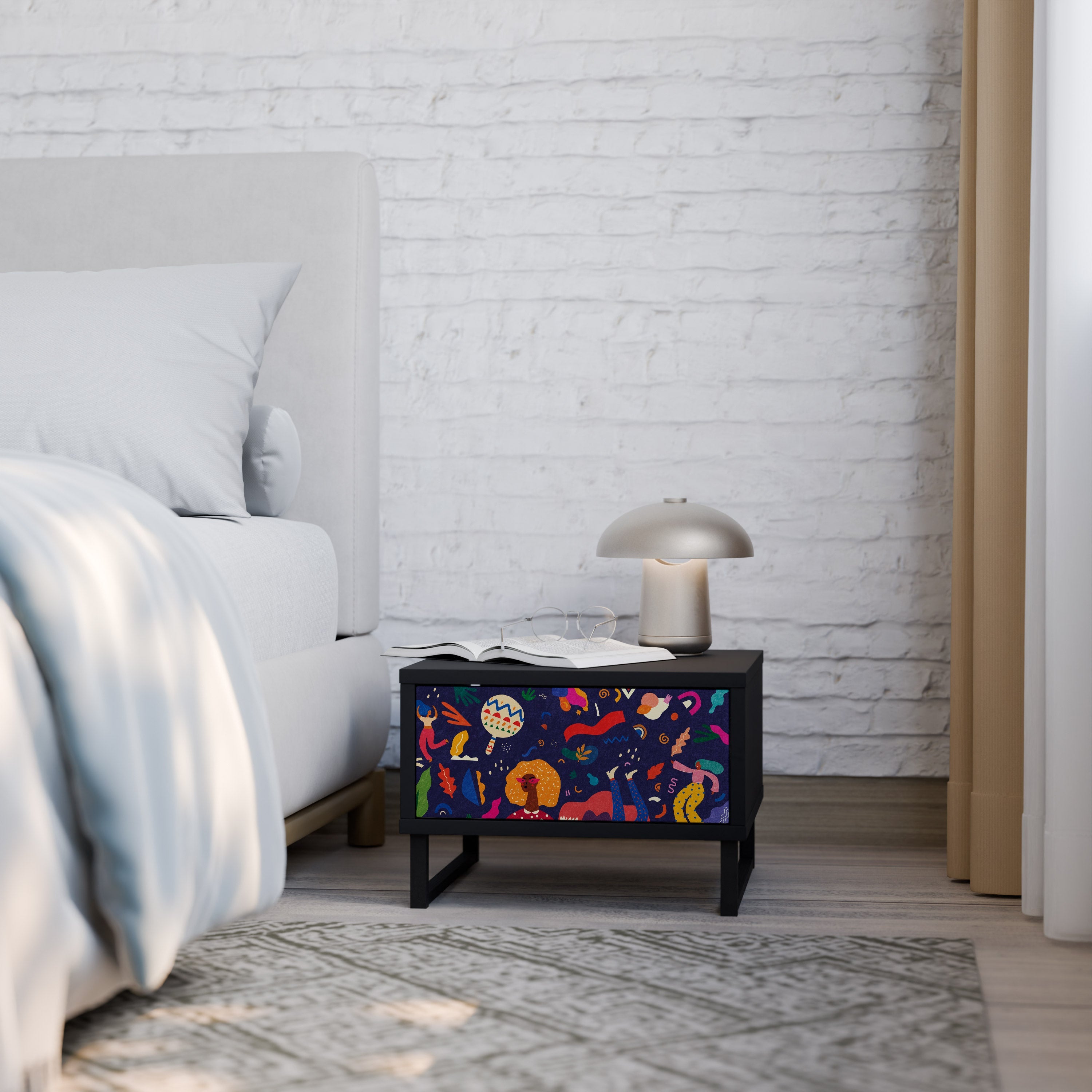 Table de chevet FESTIVE PLEASURES en finition noire