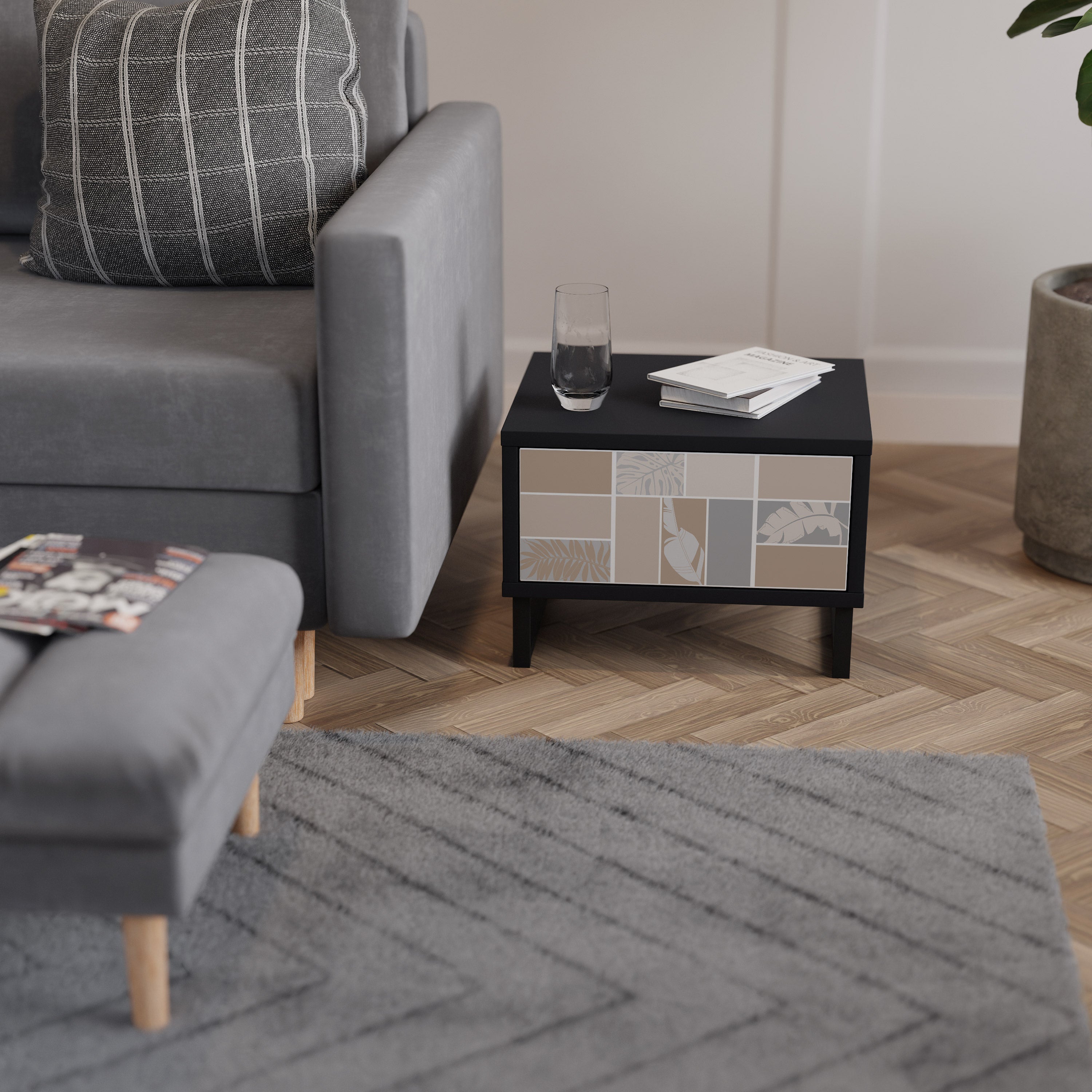 Table de chevet FORMES TROPICALES en finition noire