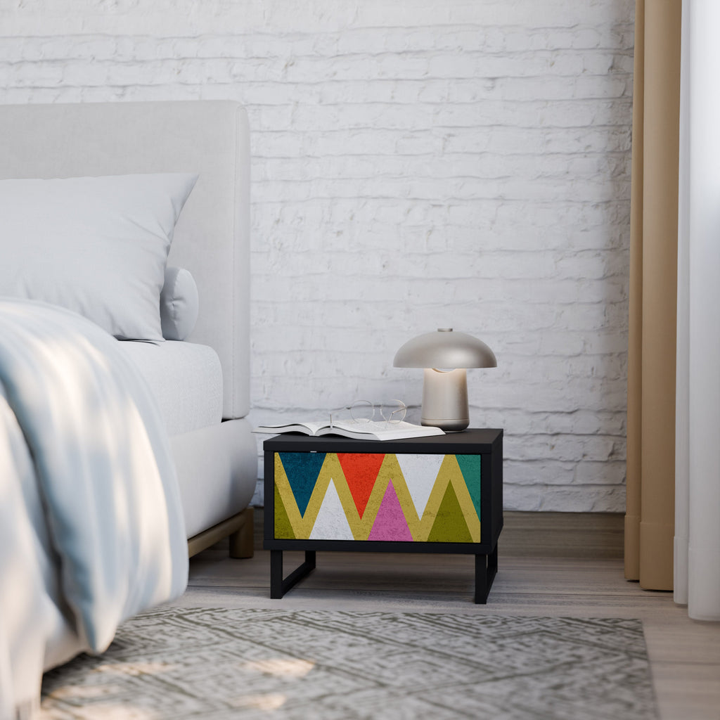 Table de chevet TRIANGLES COLORÉS en finition noire