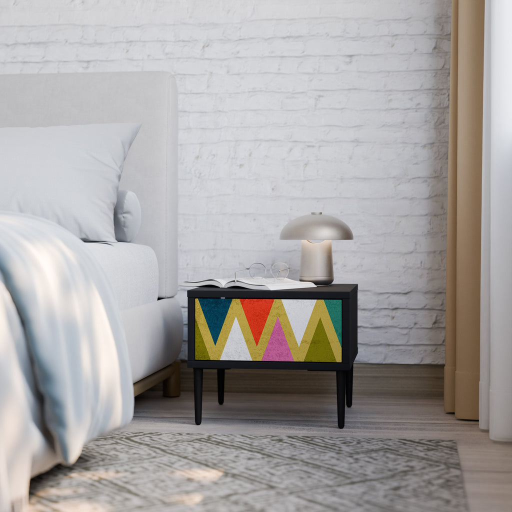 Table de chevet TRIANGLES COLORÉS en finition noire