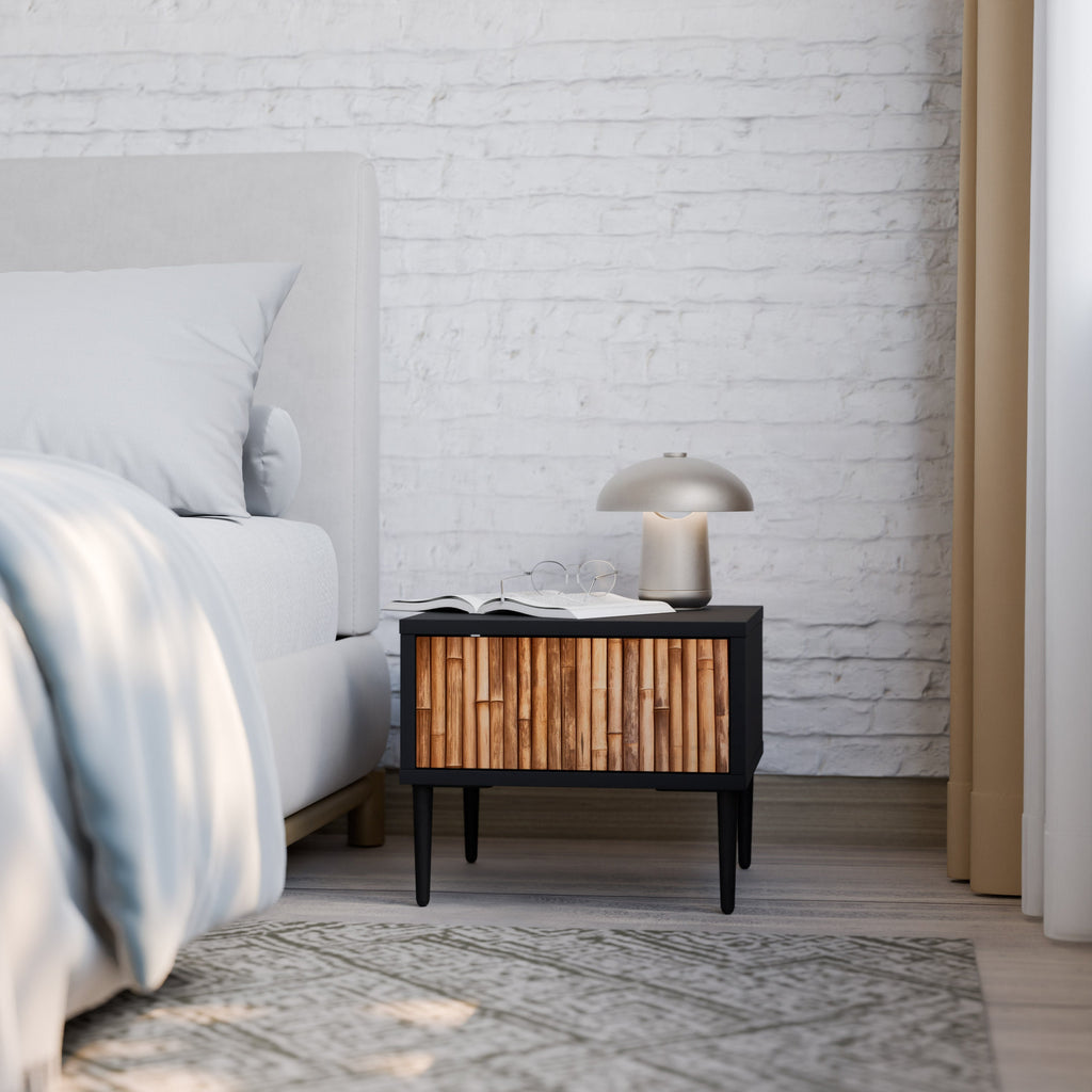 Table de chevet en bois naturel avec finition noire