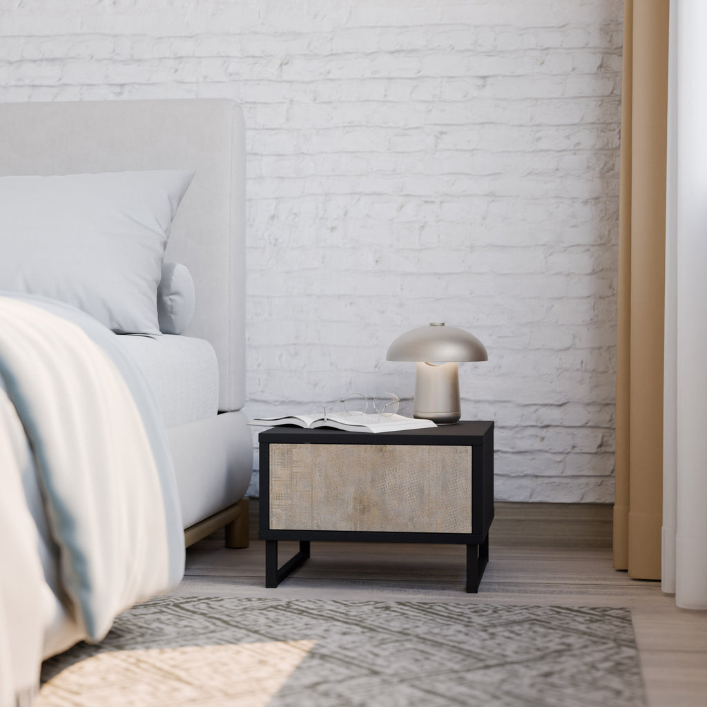 ERREUR D'ÉCRAN Table de chevet en finition noire