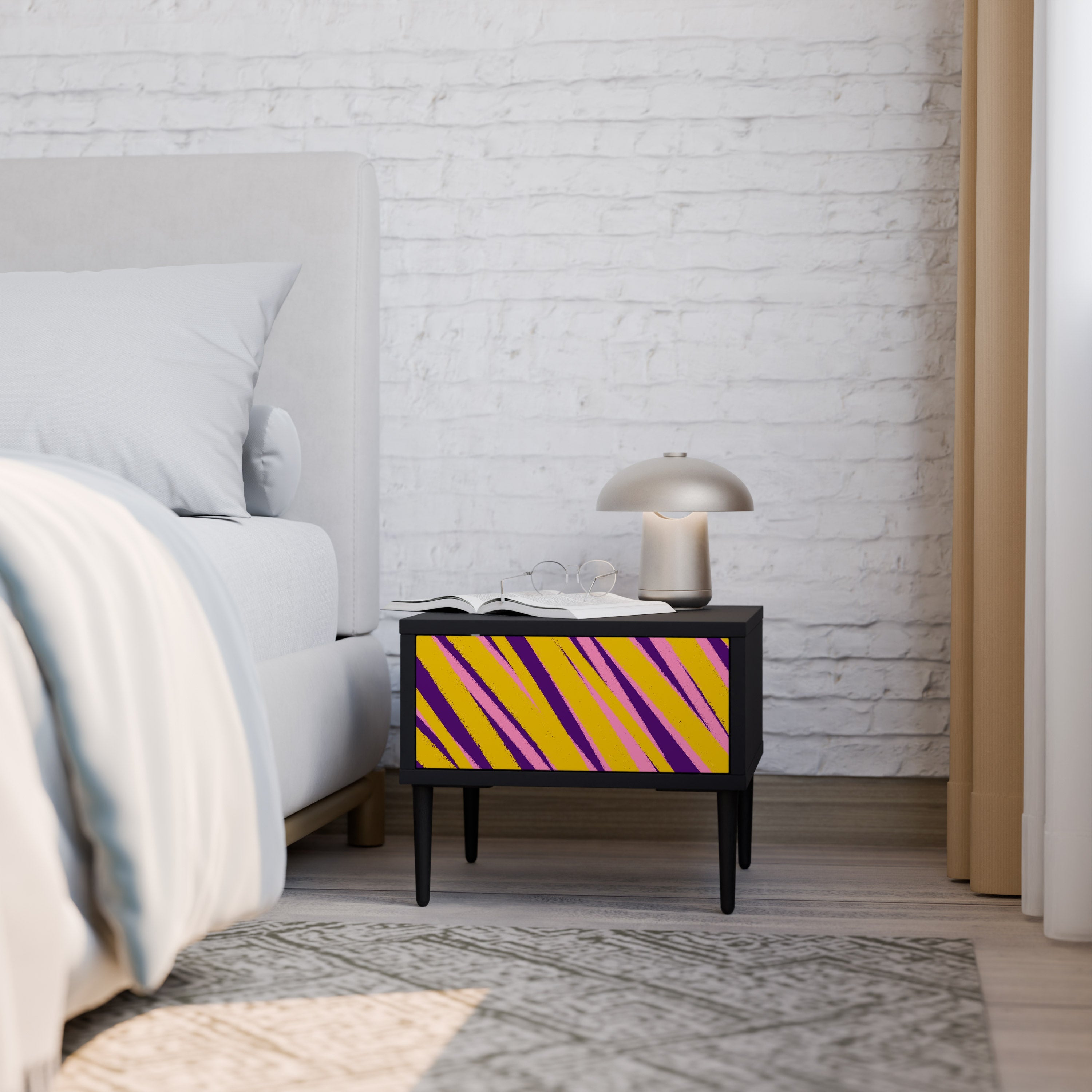 Table de chevet DREAMS COME TRUE en finition noire