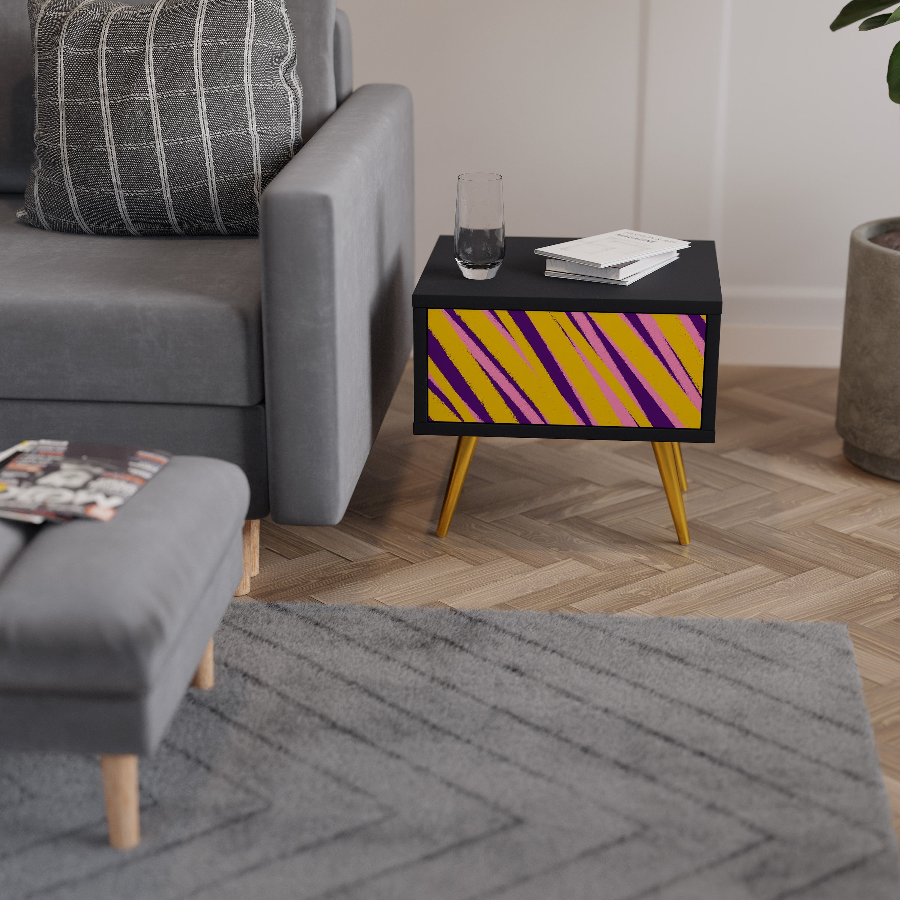 Table de chevet DREAMS COME TRUE en finition noire