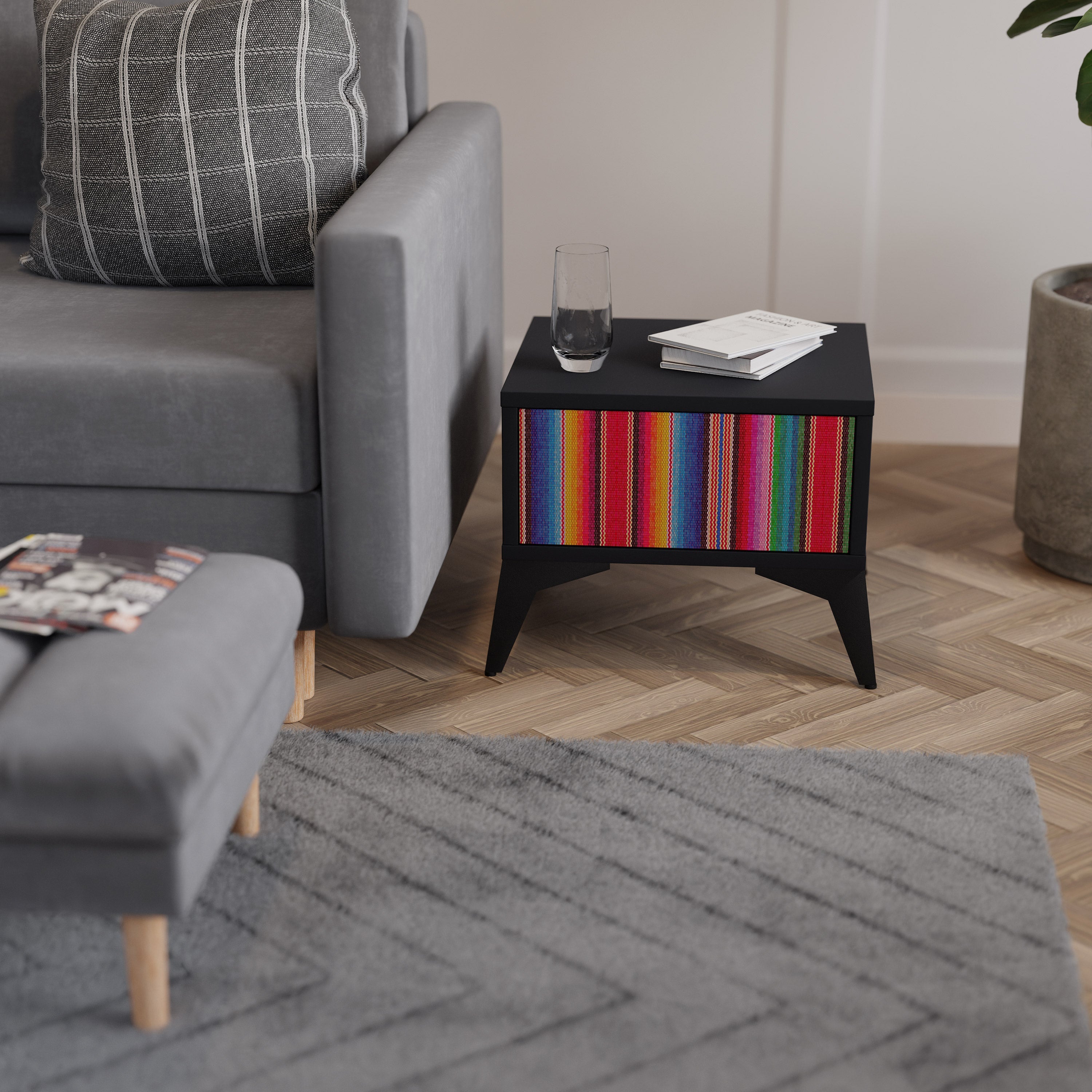 Table de chevet ethnique mexicaine en finition noire