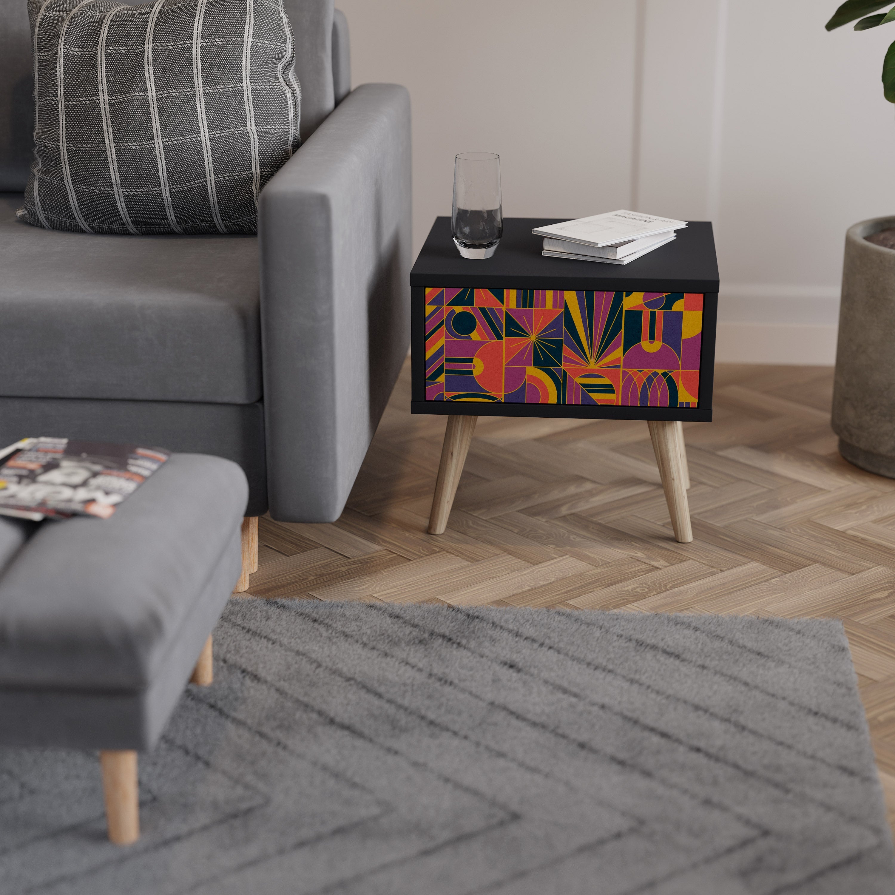 Table de chevet ELECTRIC PATTERNS en finition noire