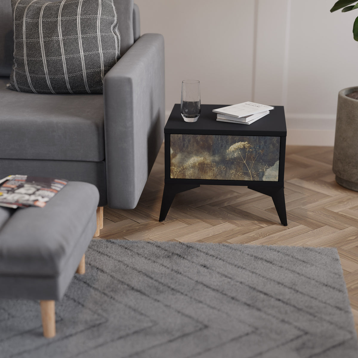 GENTLE POWER Nightstand